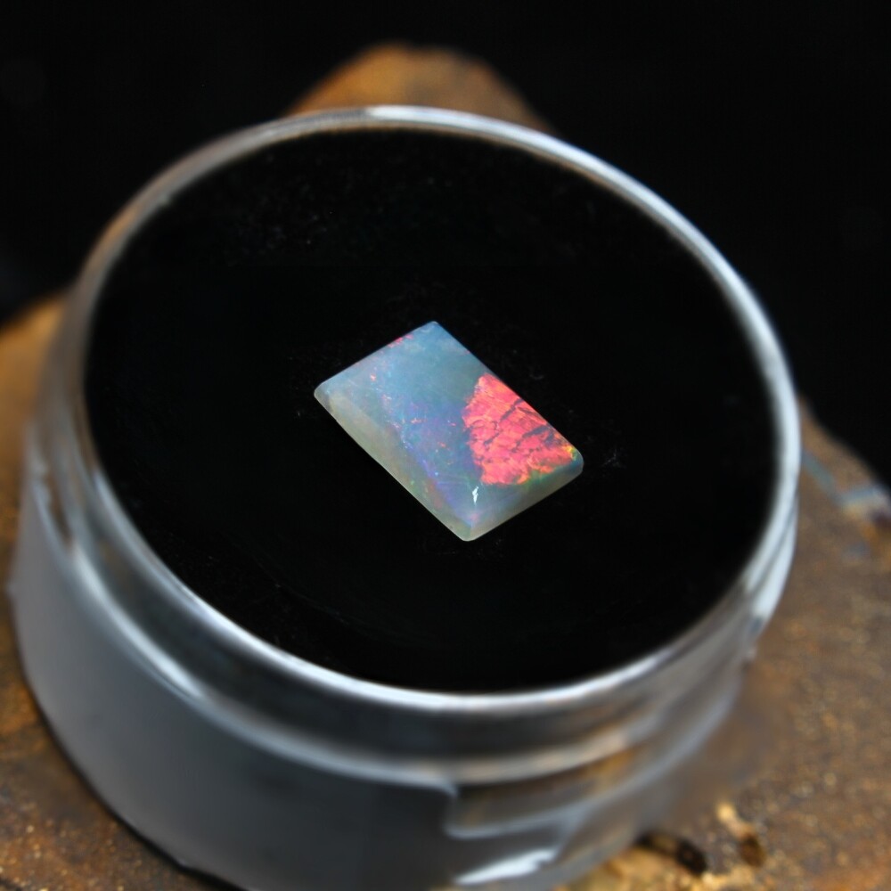 Mirthful Lightning Ridge Natural Crystal Opal 0.40 ct