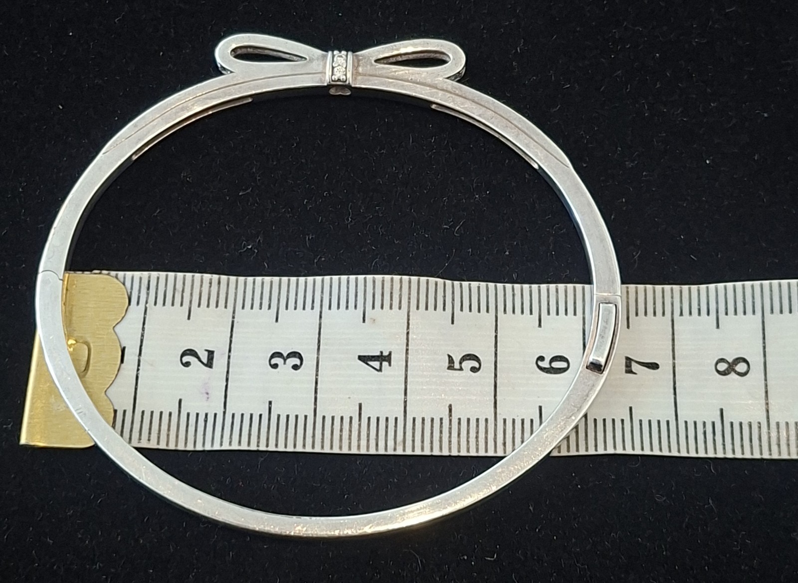 Genuine Hallmarked Pandora .925 Sterling Silver Bow Bangle In Box 14.93g