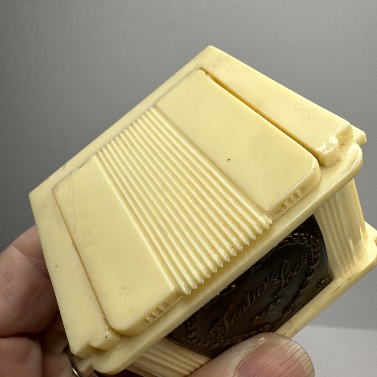 Vintage Art Deco Cream Celluloid Wedding Engagement Special Occasion Gift Box