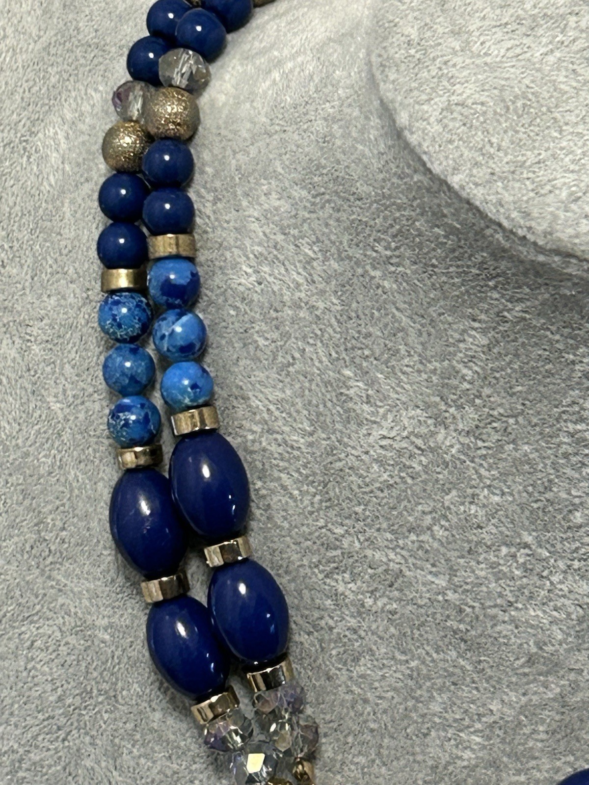 Beaded Necklace Blue/Gold/Clear Beads Ornate Gold-Tone Abolone Pendant & Tassel