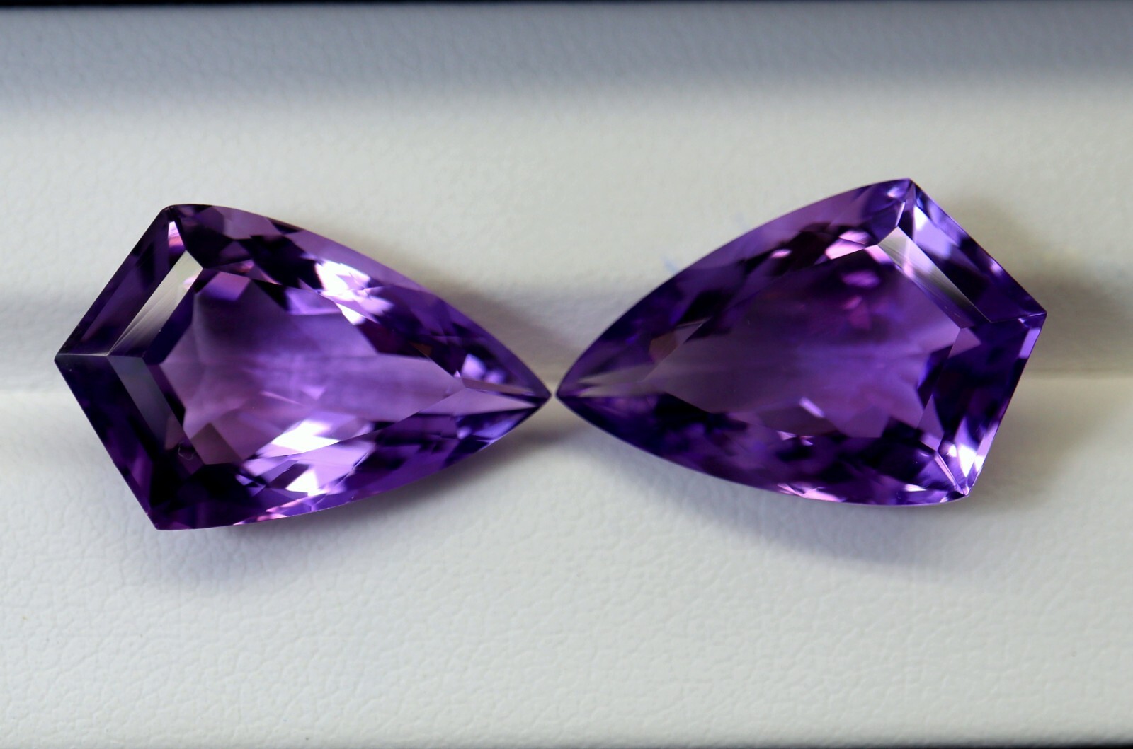 19.2×12.5 MM Natural Purple Blue Brazilian Amethyst Faceted Shield Shape Pair