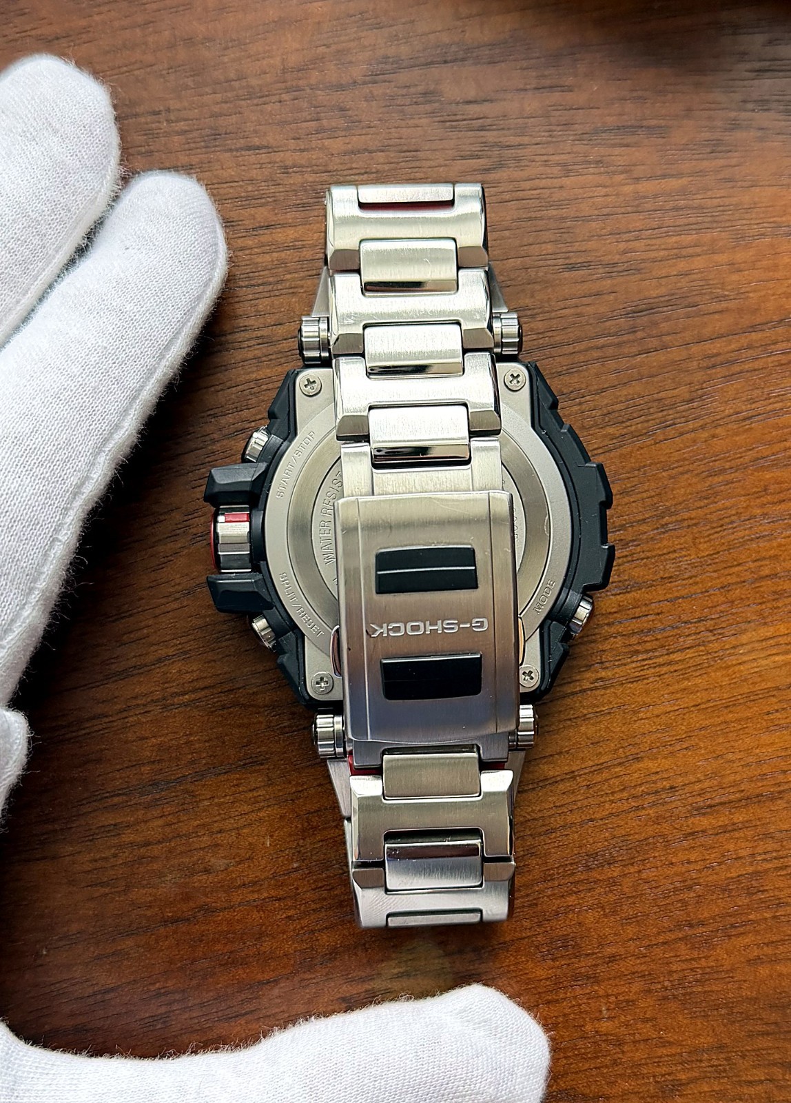 Casio G-Shock MT-G MTG-S1000D Silver with red accents Tough Solar Multi-Band 6 R