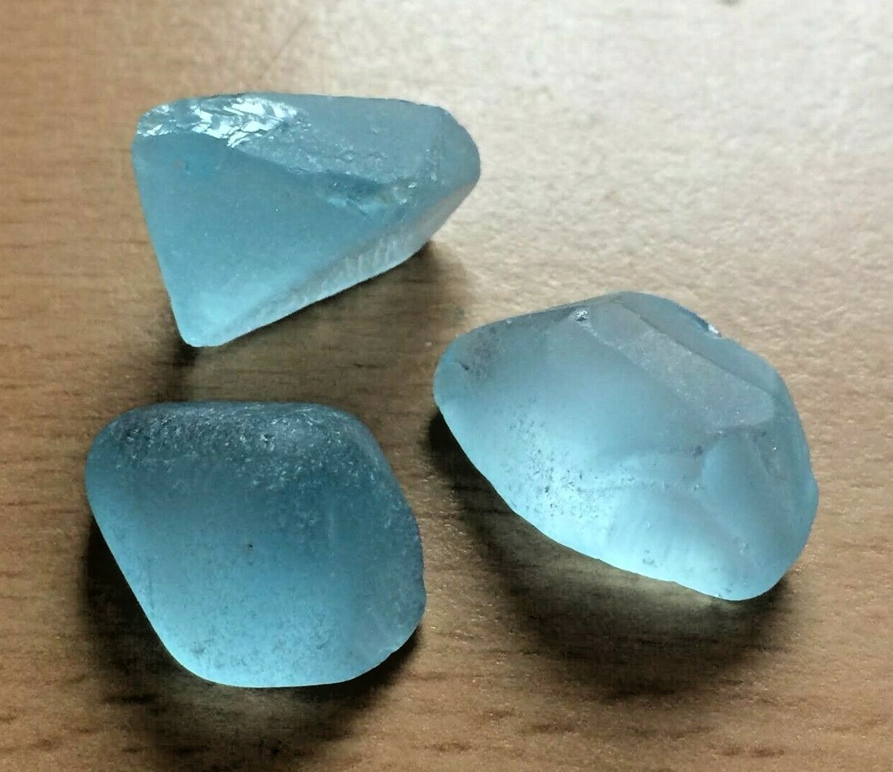 Topaz Swiss Blue Faceting Rough Supper Clean Very Bright Stones From 30 – 60 ct