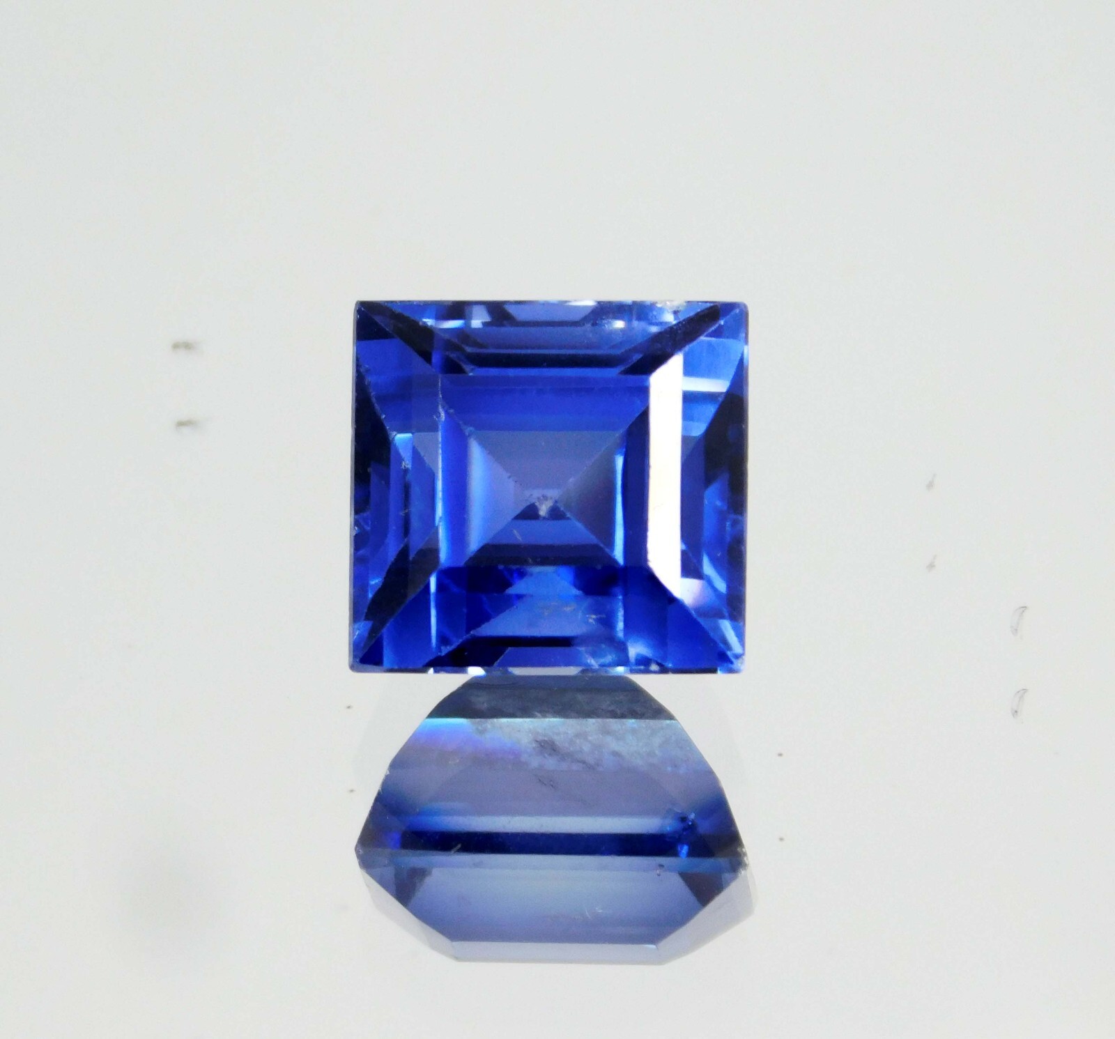 Natural 9.00 Ct California Blue Rare Benitoite Princess Cut CERTIFIED Gemstone