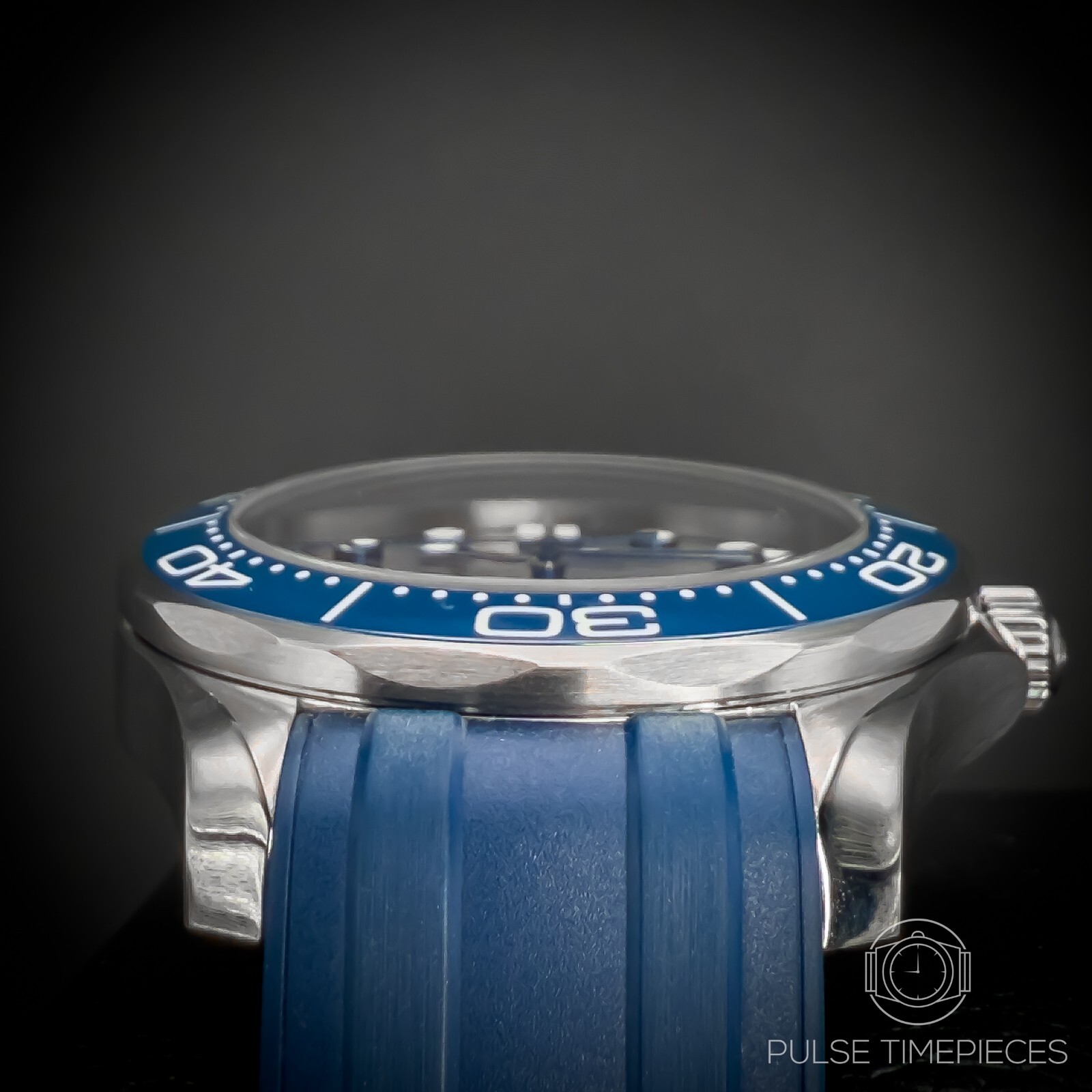 Omega Seamaster Diver Grey Wave Automatic Stainless Steel 210.32.42.20.06.001