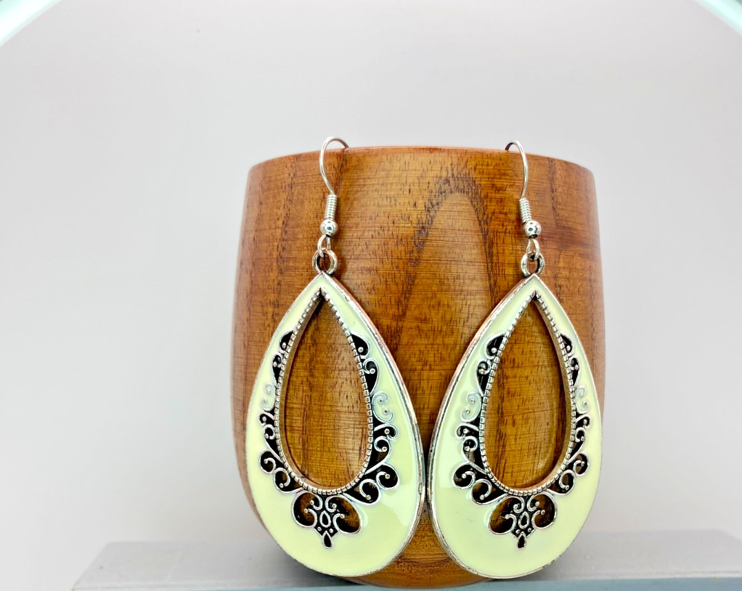 Off White Teardrop Earrings