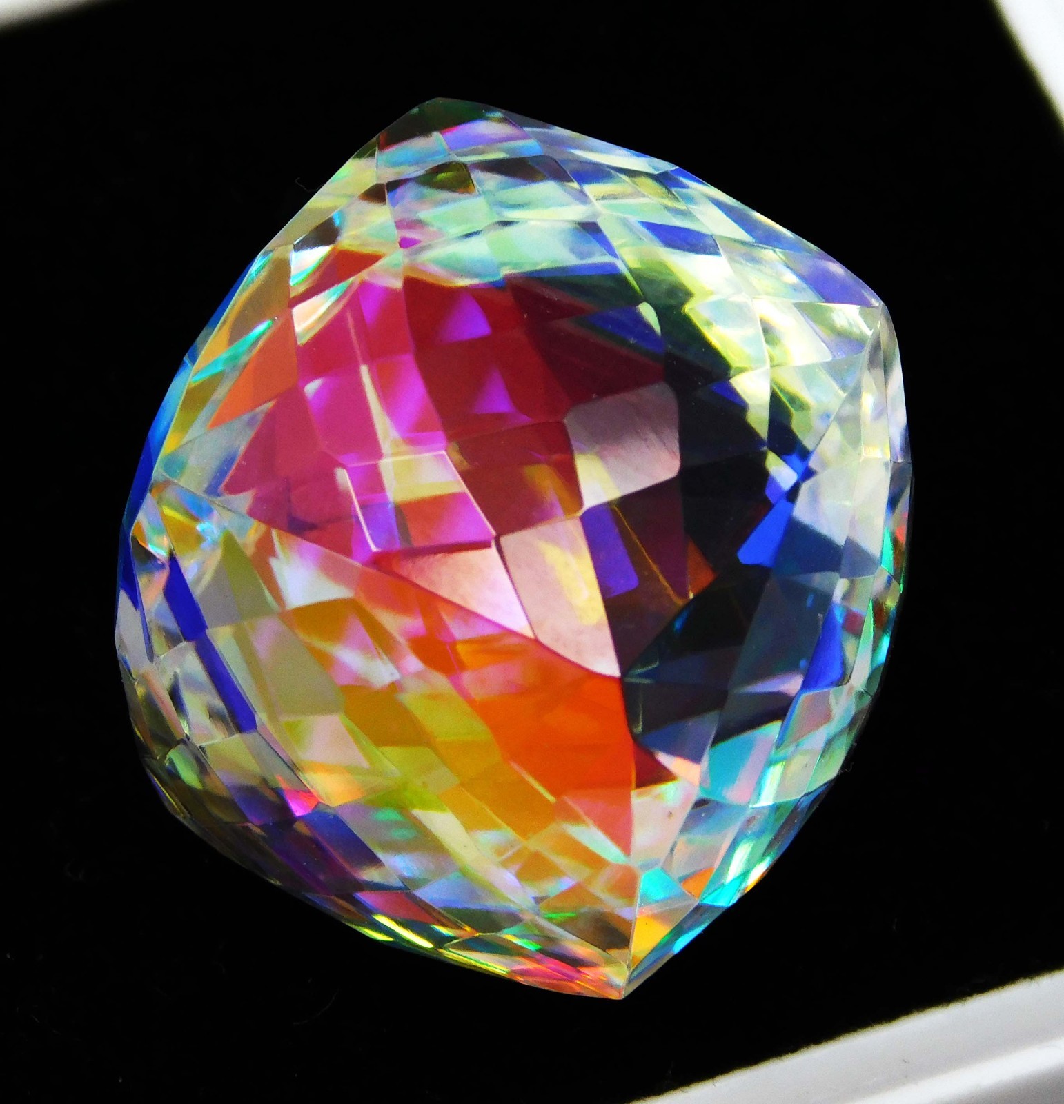 84.05 Ct Flawless Natural Mystic Quartz Certified Rainbow Cube Loose Gemstone