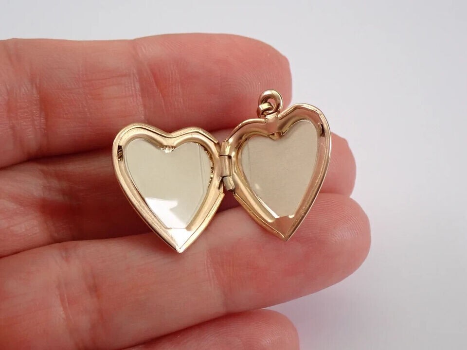 Vintage Heart Locket Pendant Charm Flower Necklace Pendant 14KYellow Gold Finish