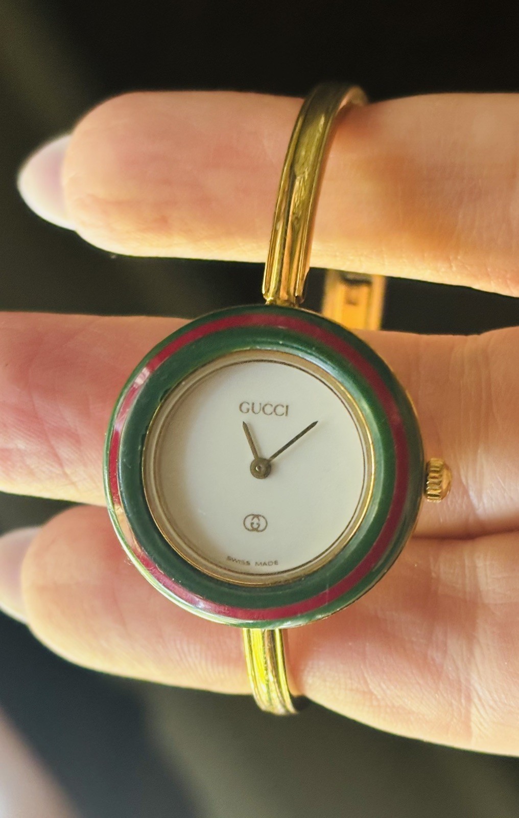 Gucci 1100L Change Bezel Gold White Quartz Women’s Watch Vintage/Sherry Line