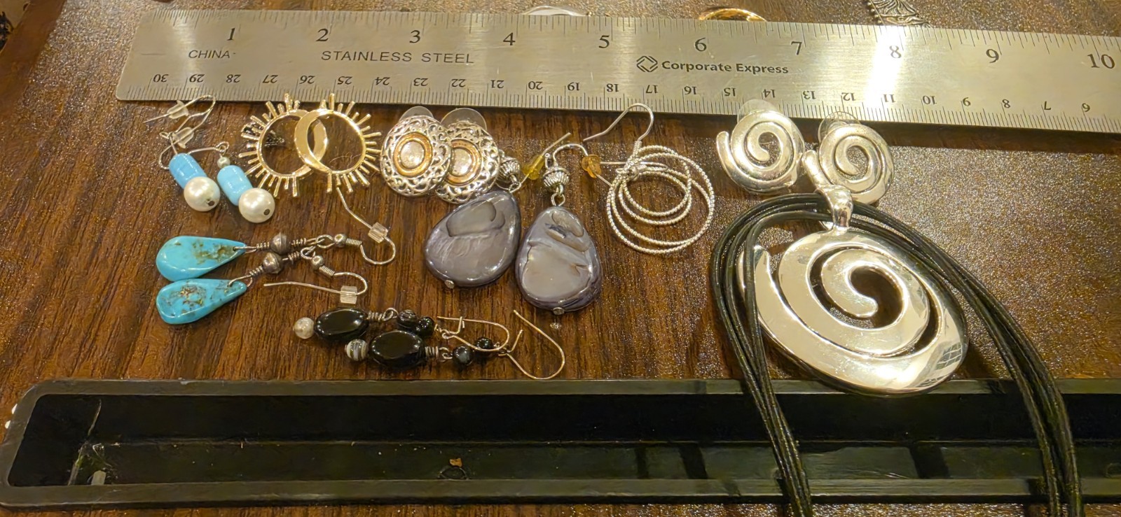 10pc Mixed Lot Multicolor Fashion Jewelry Earrings Necklace Pendant Pearl
