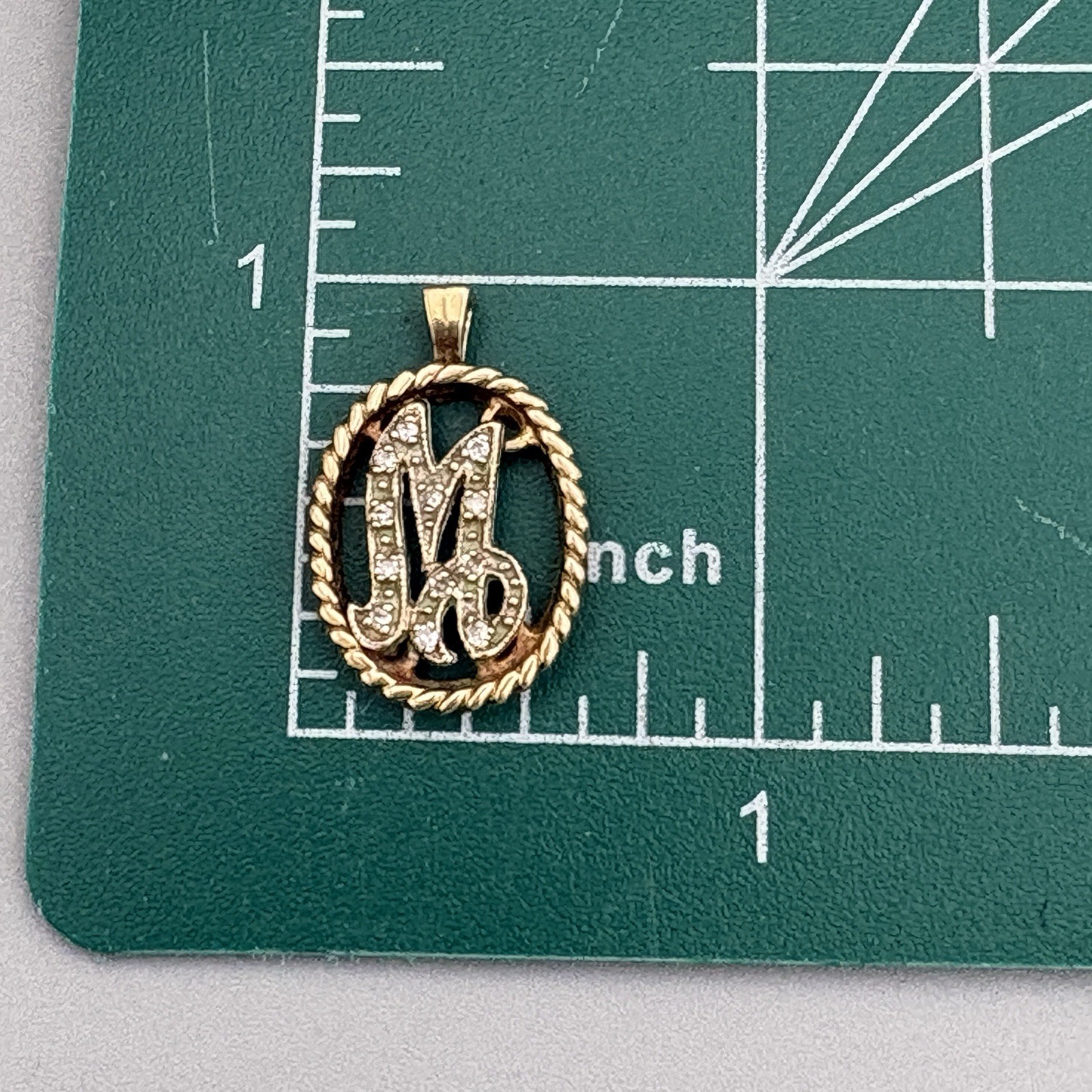 Estate 14K Yellow Gold and Natural Diamond Pendant Fancy Initial M 3.26g