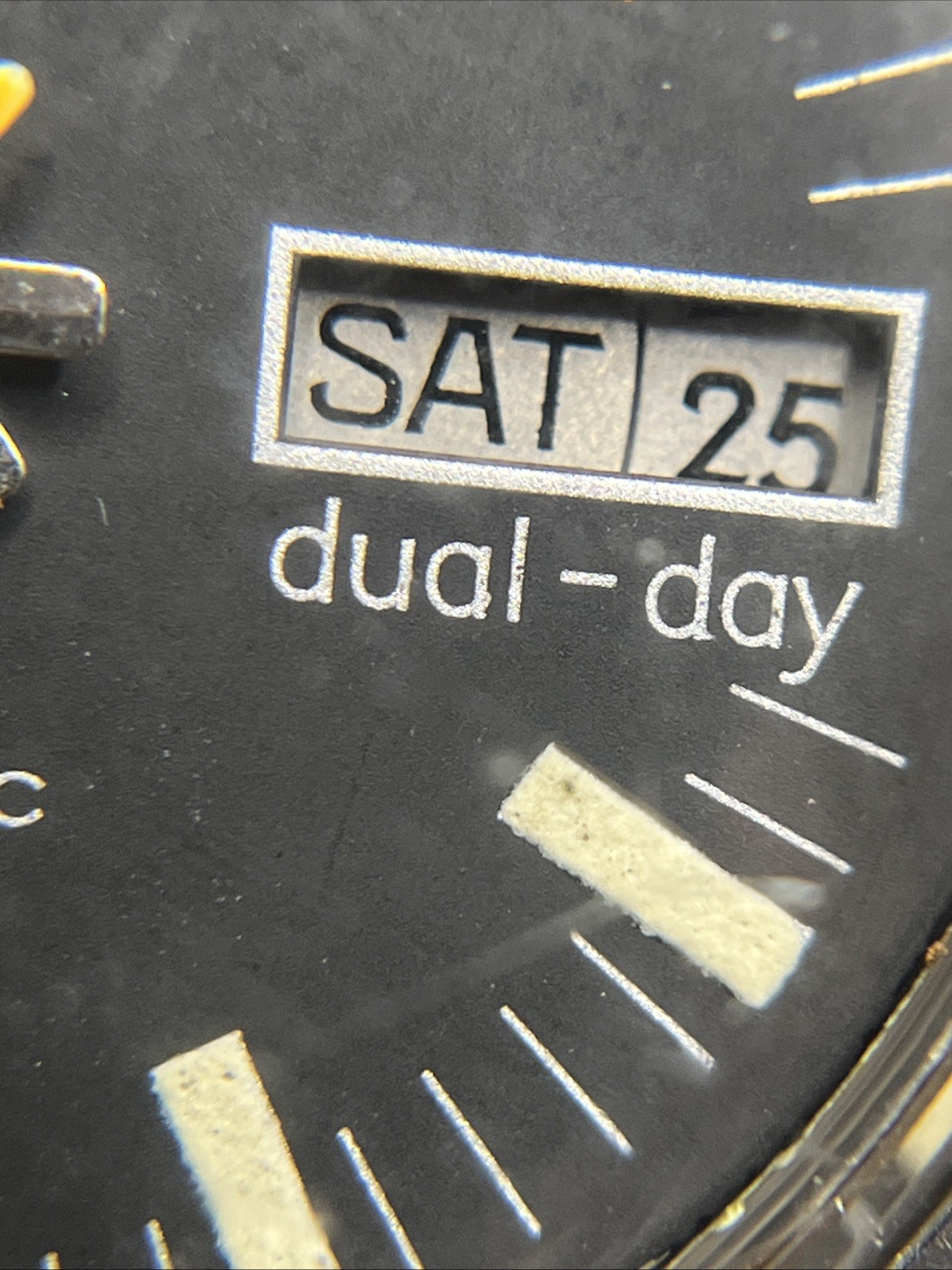 1978 Caravelle Set-O-Matic 666 Devil Diver Dual-Day Ref. Q110 Wristwatch (015)