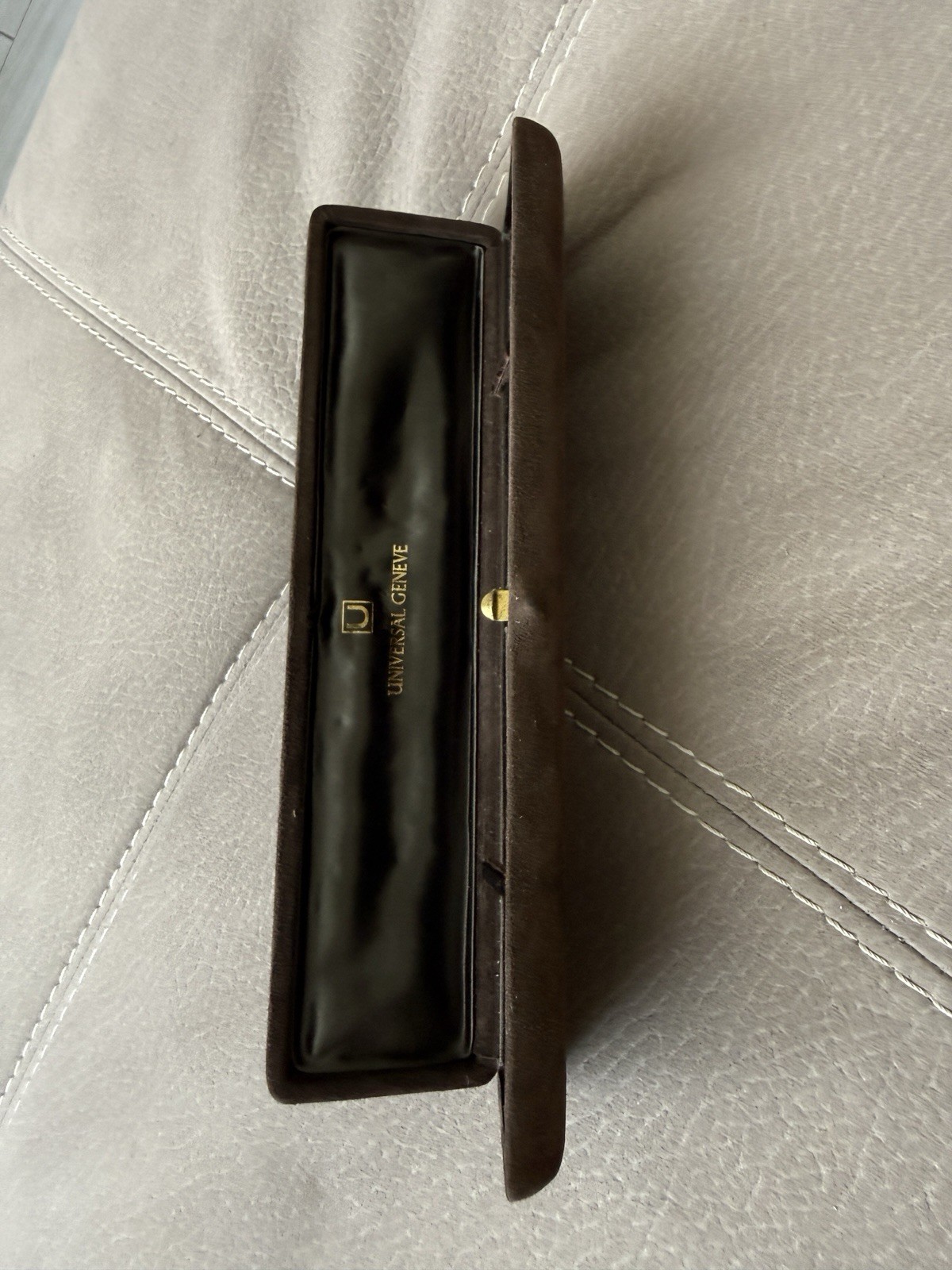 VINTAGE WATCH BOX UNIVERSAL GENEVE VERY RARE WATCH BOX UNIVERSAL GENEVE
