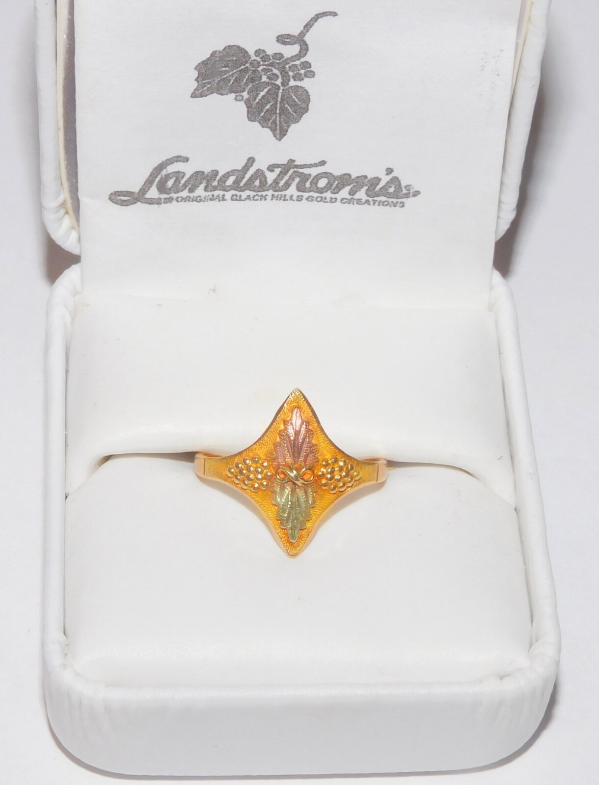Black Hills Gold 10k Landstrom’s Two Leaf Long Ring Size 6 1/2