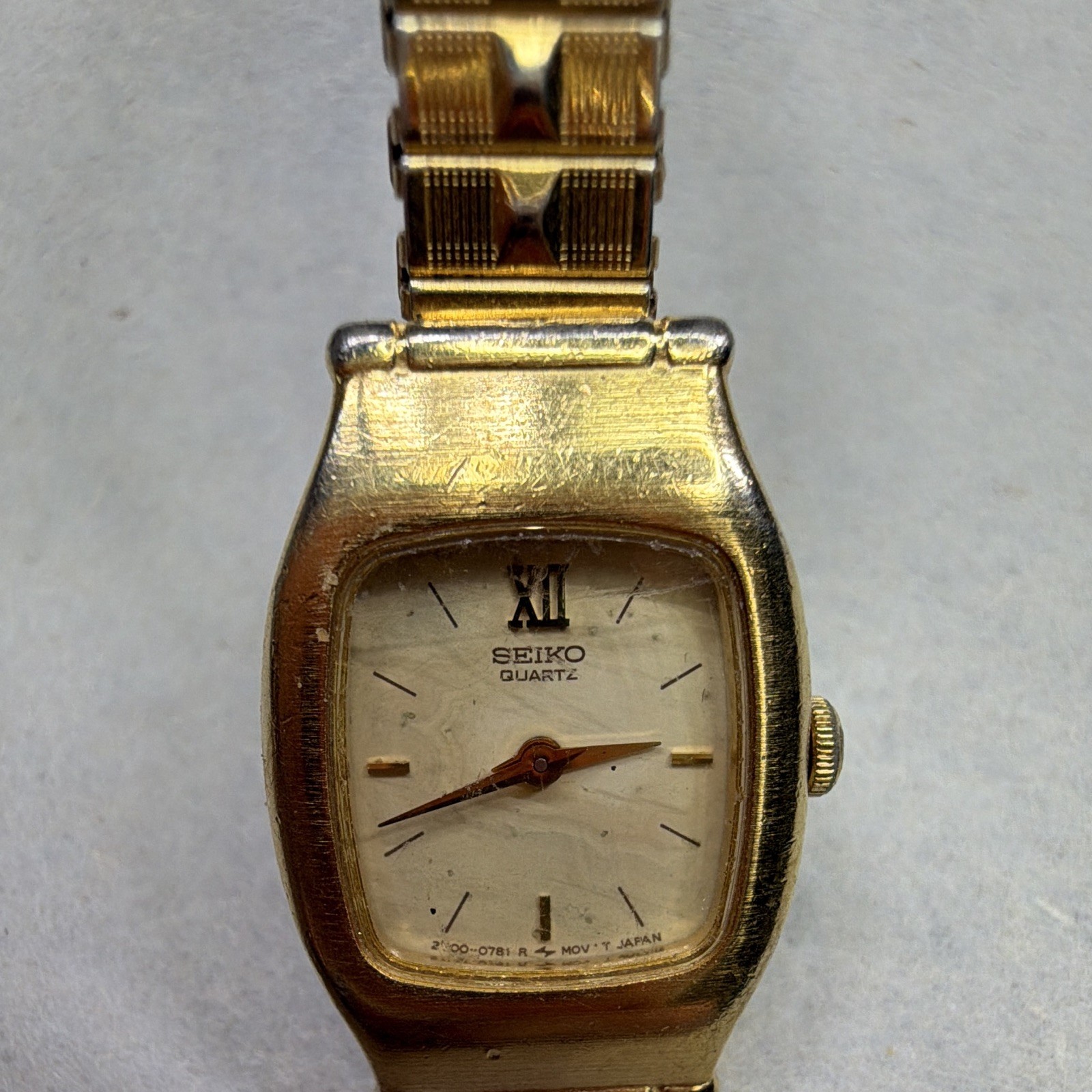 Seiko Quartz Women’s Tonneau Gold Tone Bracelet Watch White Dial Roman/Stick