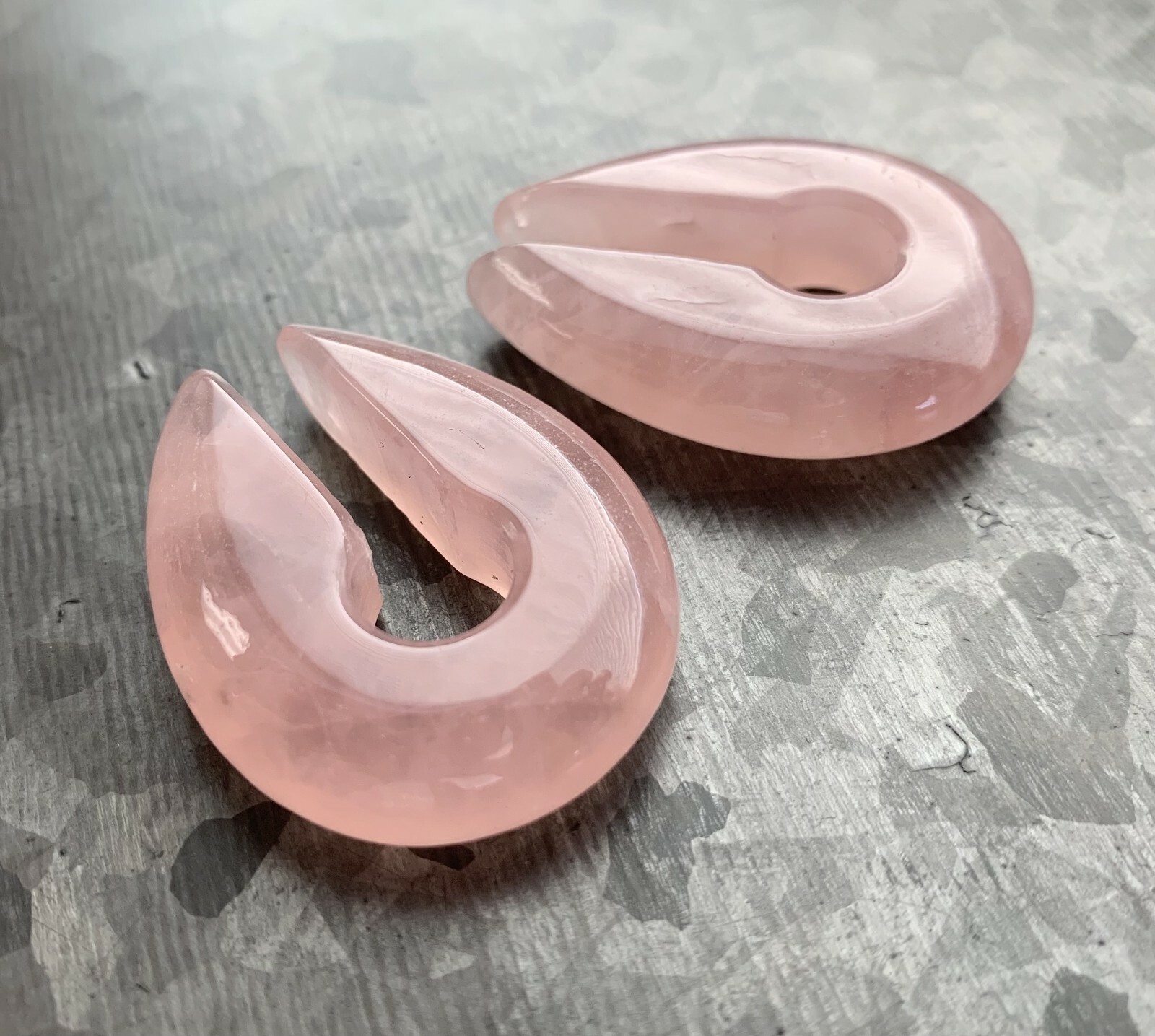 PAIR Rose Quartz Stone Keyhole Hanger Ear Weight Plug Gauge Tunnel