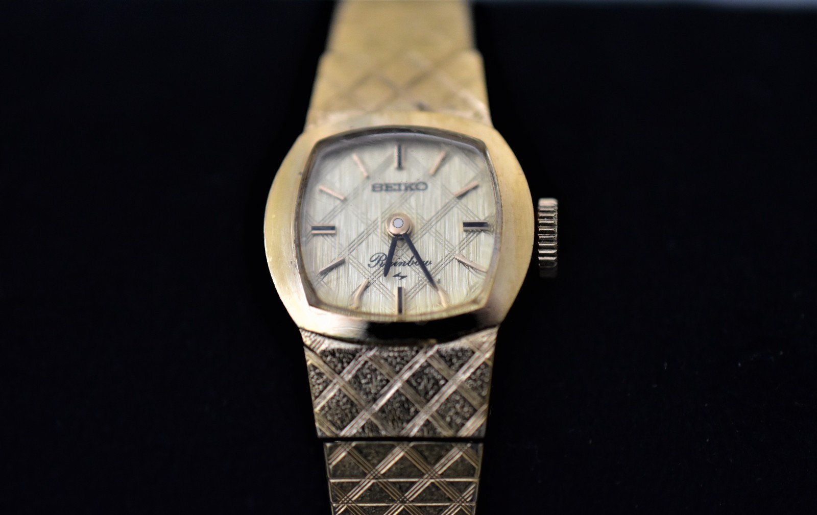 SEIKO RAINBOW Ladies 18k GOld Plated – Mechanical – 11-3370 – NOV 1973