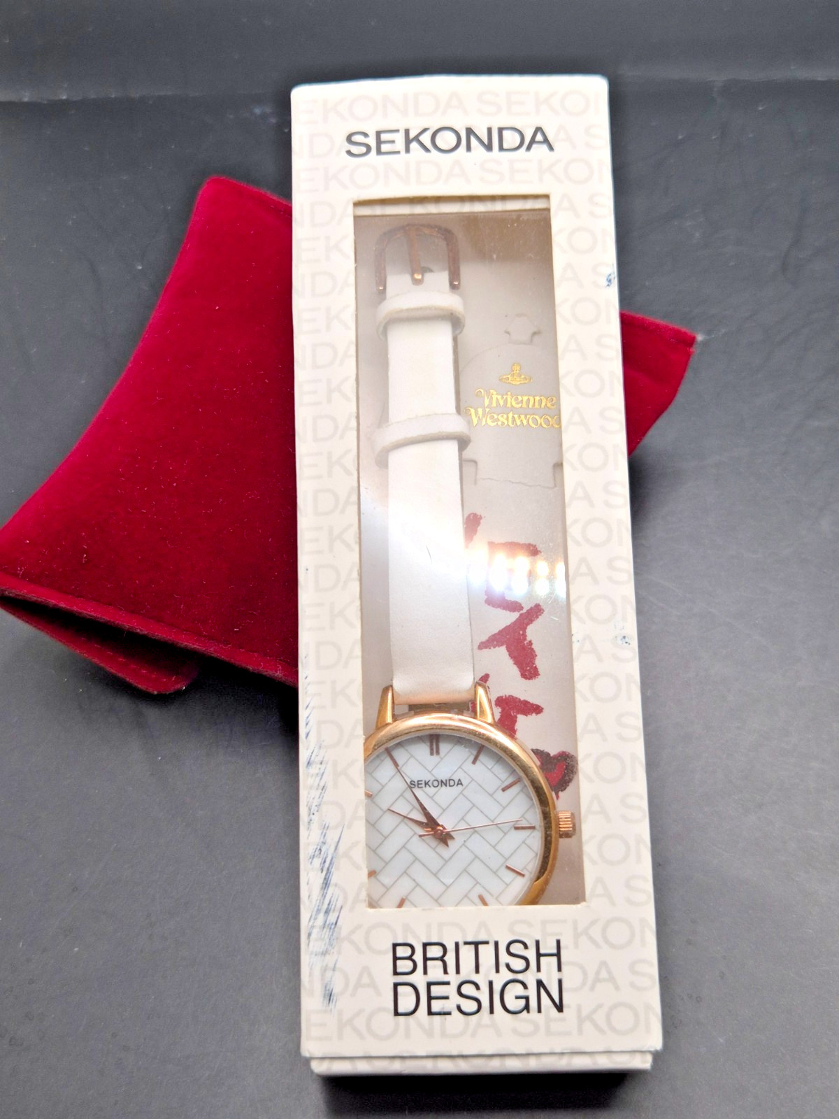 SEKONDA Women’s British Design White Faux Leather Strap Quartz Watch-Working