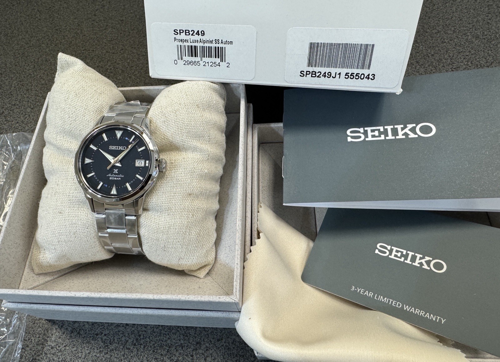 Seiko Prospex Alpinist Automatic Blue Dial Steel Bracelet Watch SPB249 Japan New