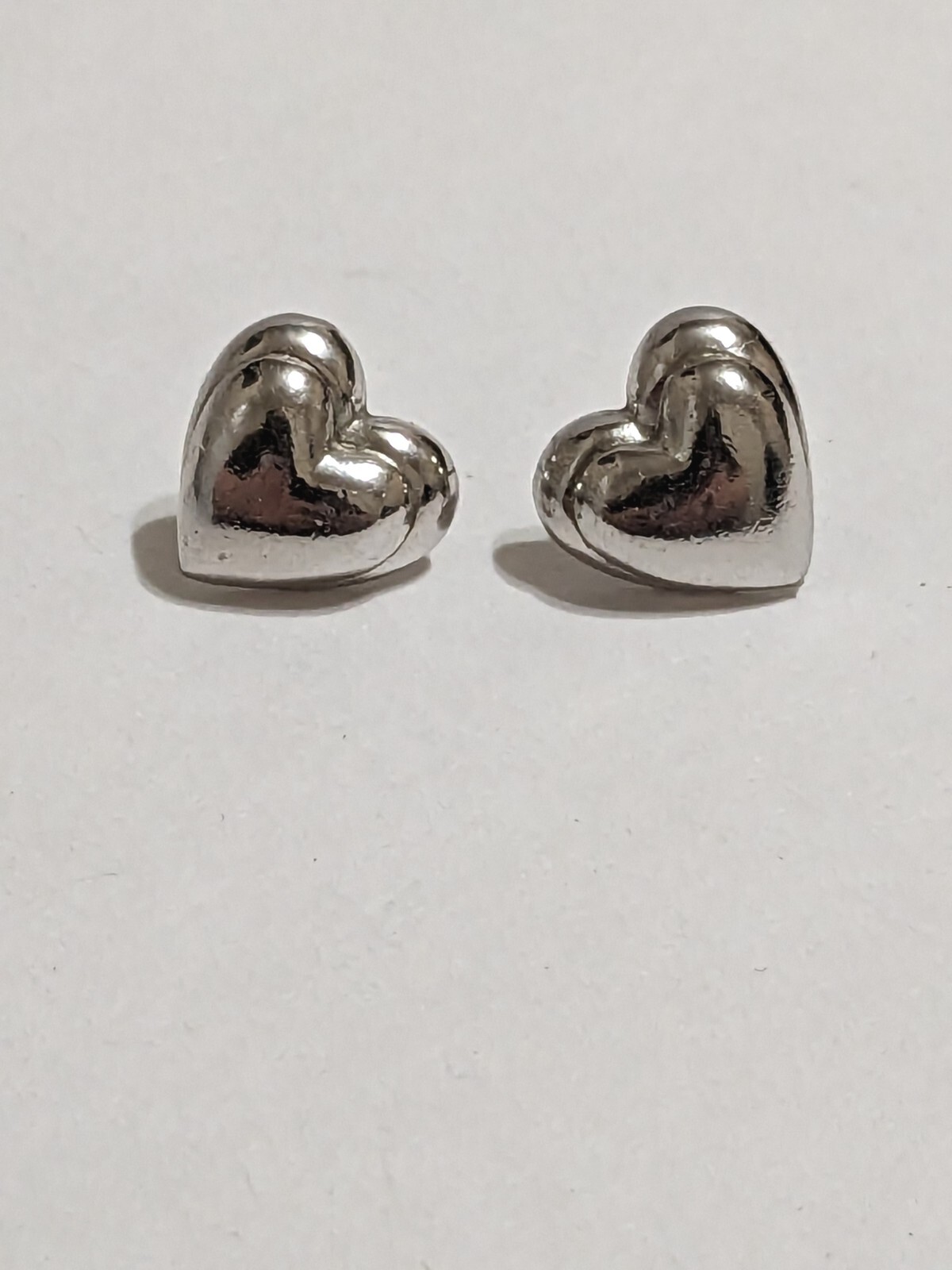 Silver Tone Heart Stud Earrings. Pierced. Textured Back. Modern. 1/2″.