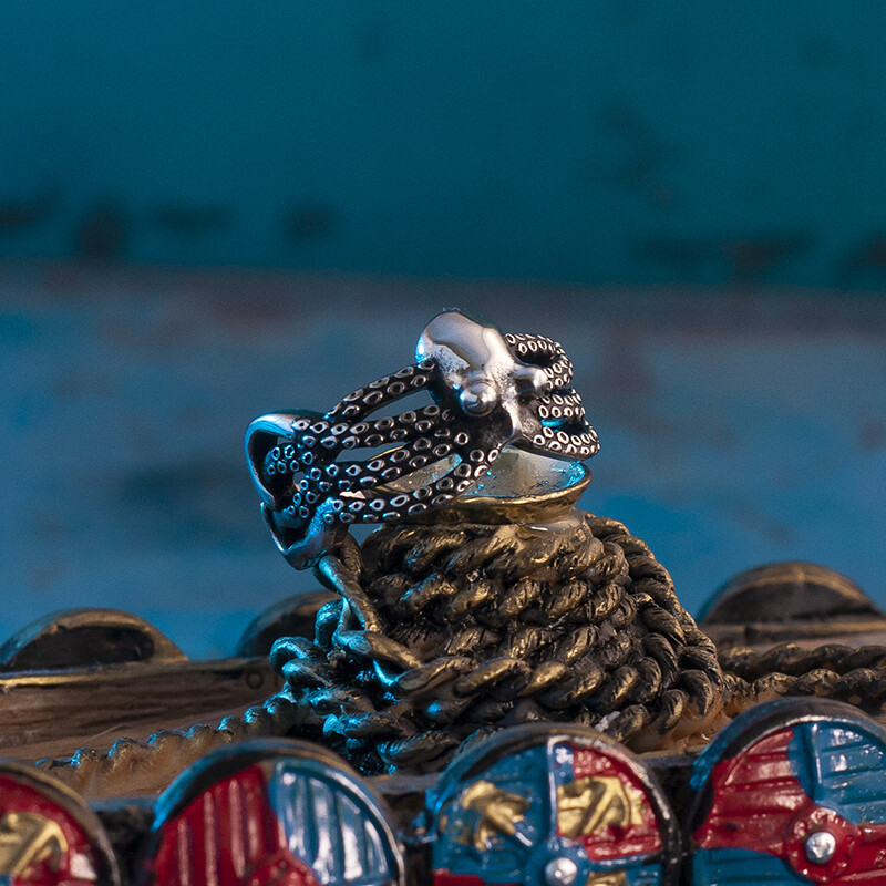 NIGHT WORKS King Octopus Nordic Mythology Dark Series Kraken Octopus Ring
