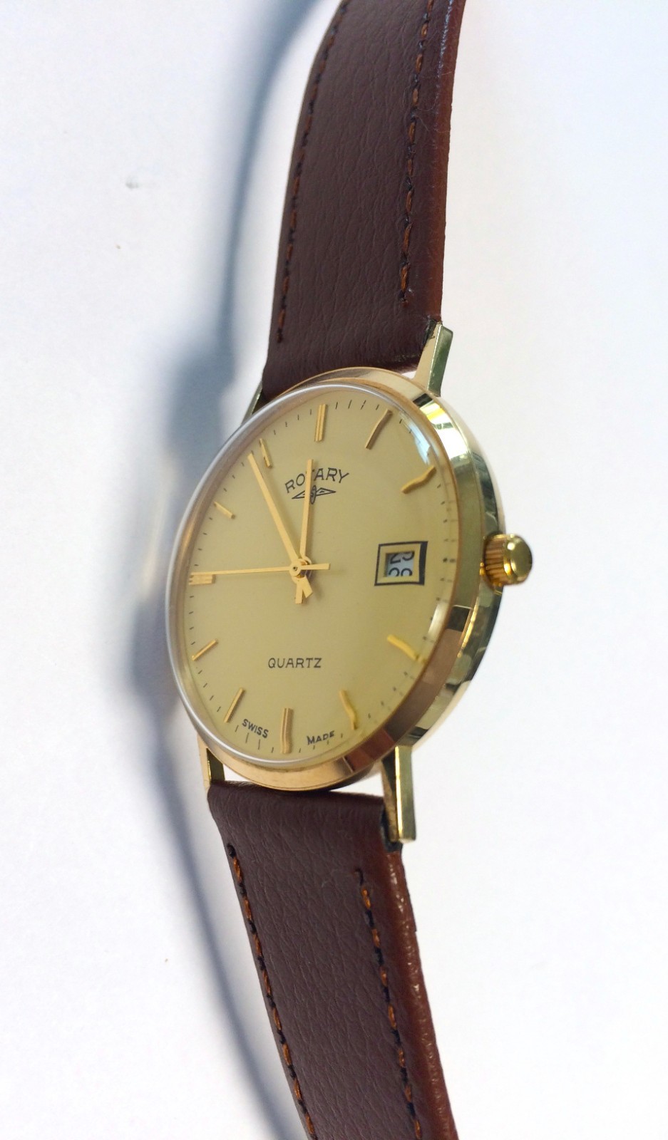 Vintage 9ct Gold Rotary Watch. Swiss. Hallmarked Box & Papers Mint condition
