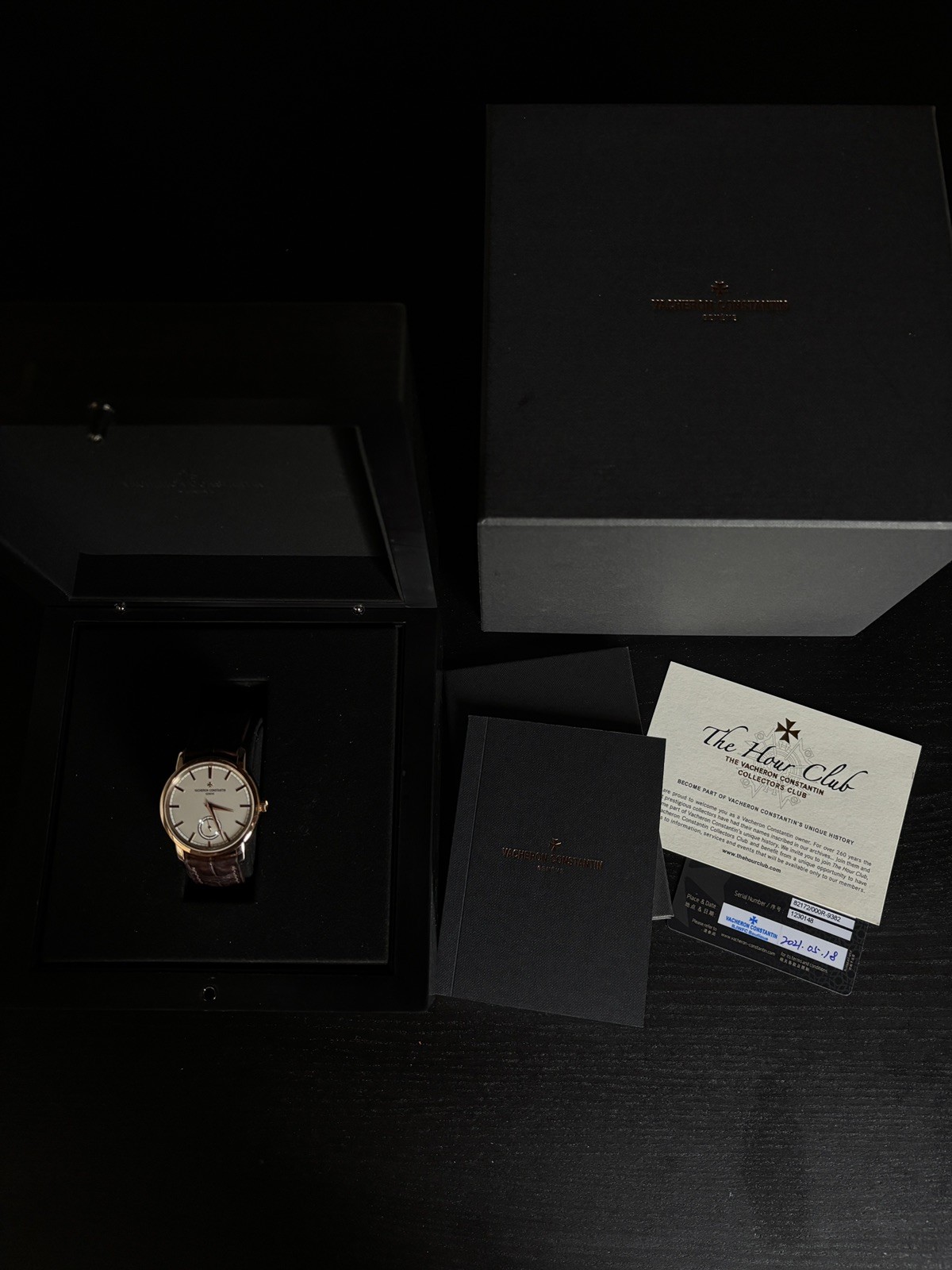 Vacheron Constantin Traditionnelle 38mm 82172/000R-9888 Box and Papers 2021