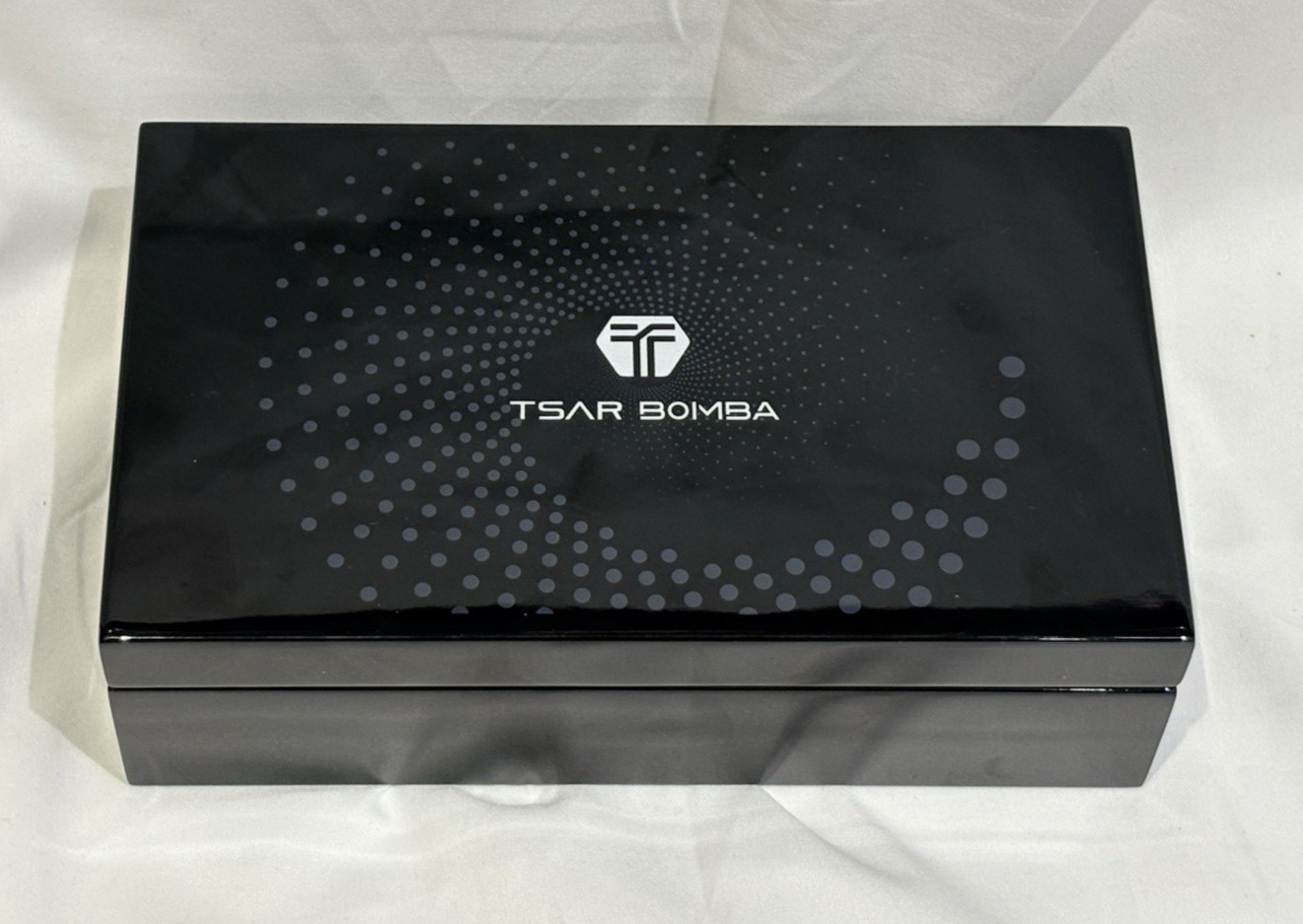 Tsar Bomba Dark Matter Automatic Interchangeable Watch TB8601 Box and Papers