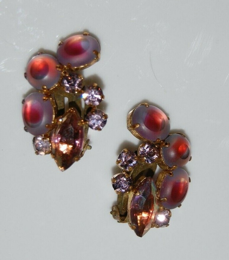 ELEGANT VTG JULIANA COUTURE PINK FROSTED CRYSTALS OPEN BACK GOLDEN CLIP EARRINGS