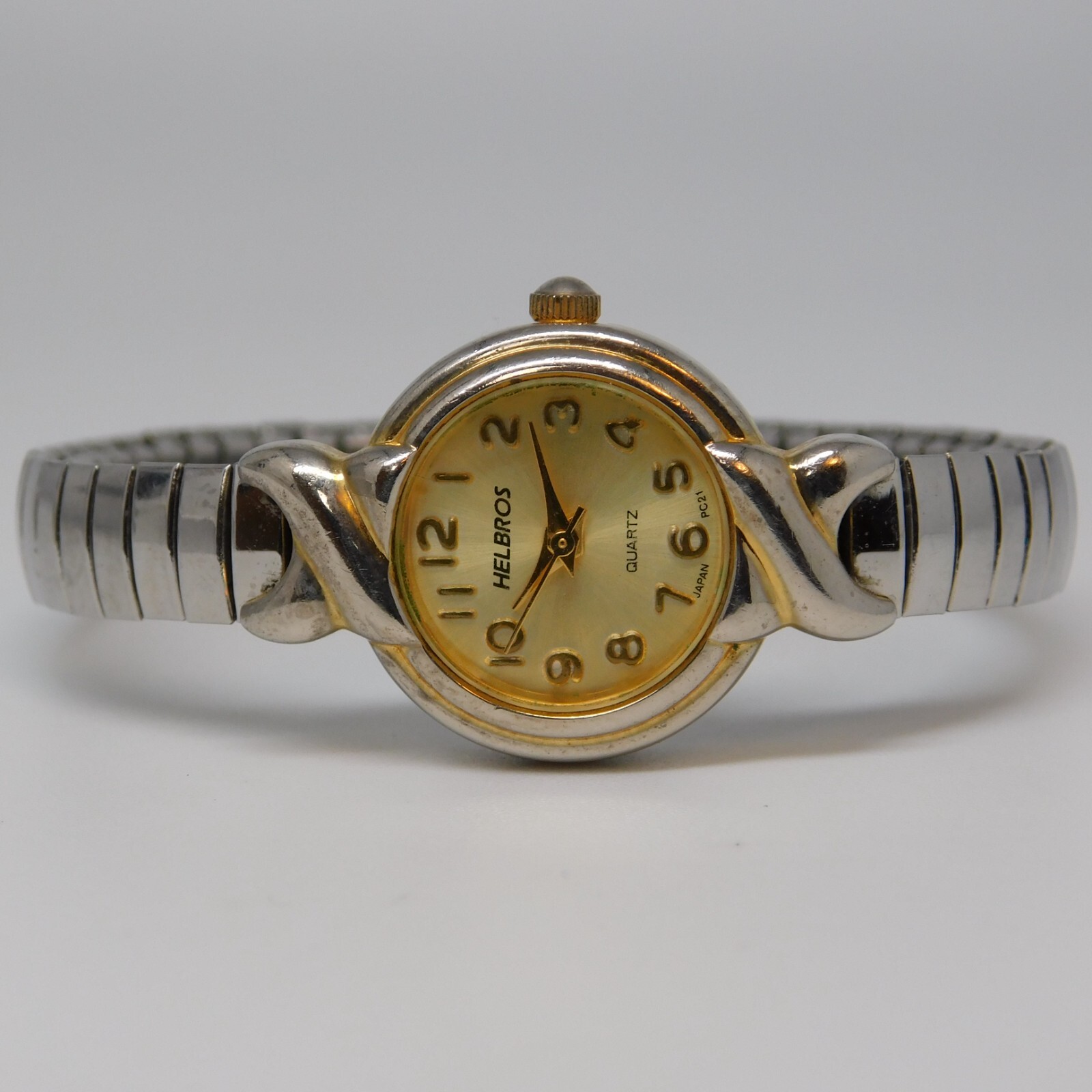 HELBROS 8052T Two Tone Quartz Analog Women’s Watch sz. 6″ New Battery