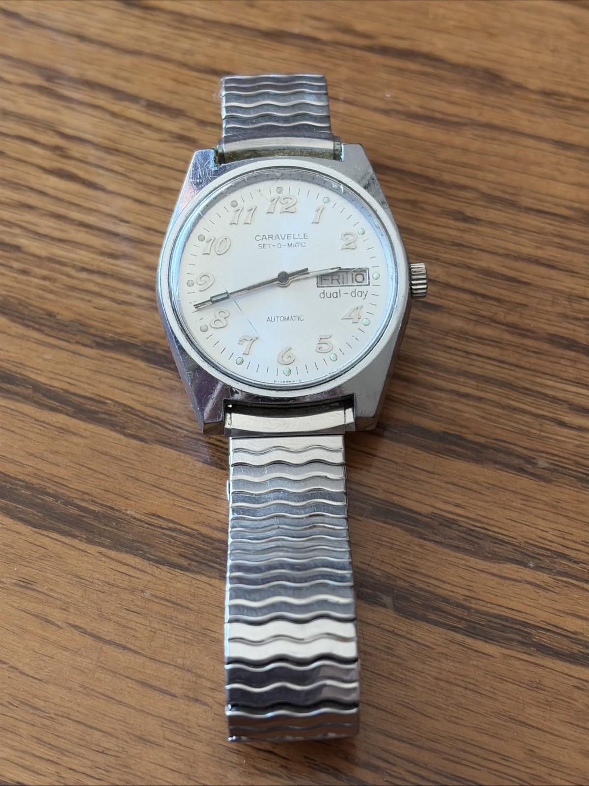 Working Vintage 1970s Caravelle Set-o-Matic Mens Watch