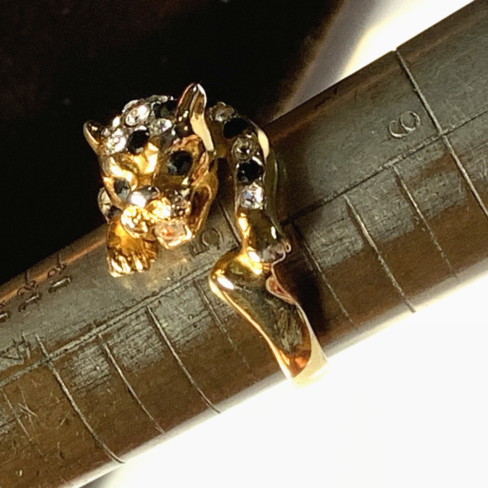 Leopard Jaguar Cat Cocktail Wrap Ring size 5 Gold Tone w rhinestones *READ