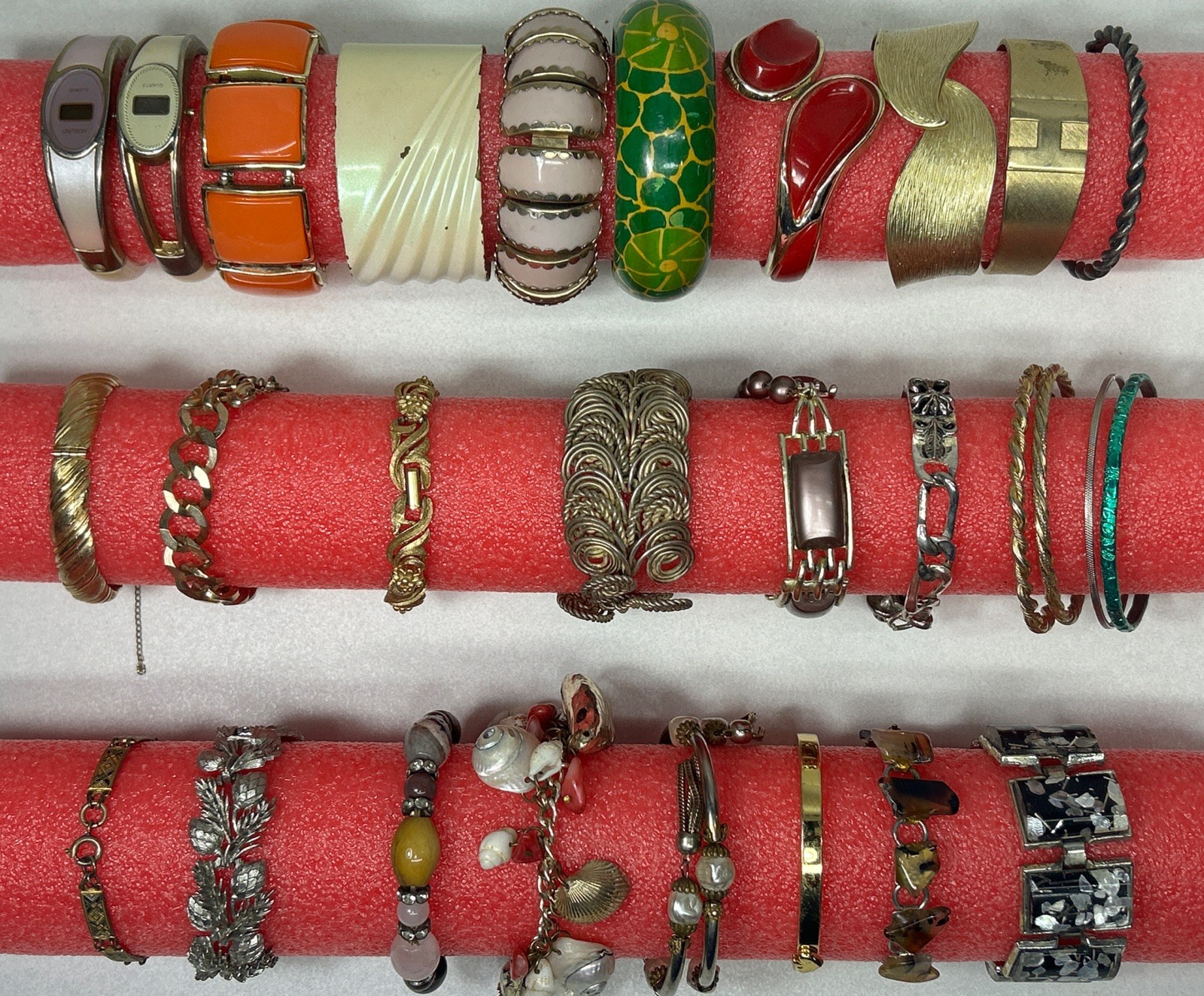 Lot Of 28 Assorted Bracelets Name Brands And Unbranded Various Types And Sizes