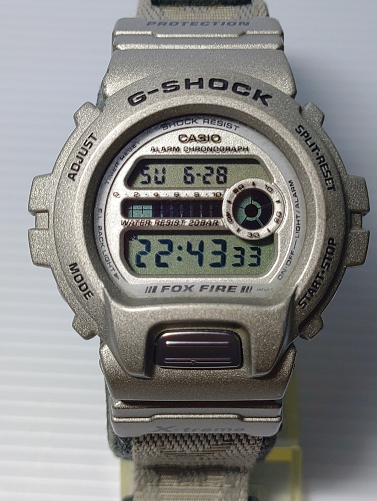 CASIO DW-6900 X-treme G-SHOCK