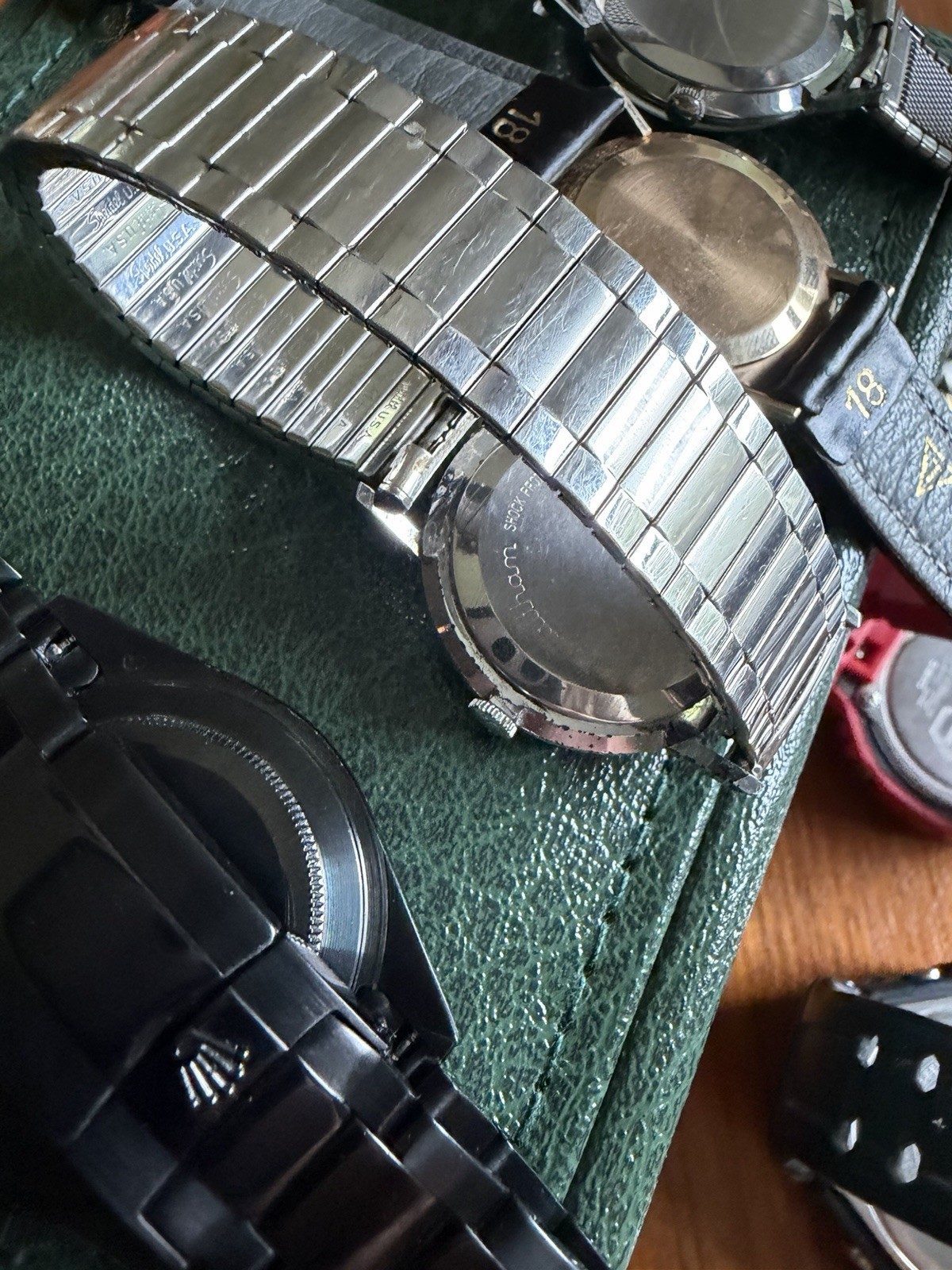 Watch Lot – Waltham, Lucien Piccard, Helbros, NOS Daytona Homage & More Untested