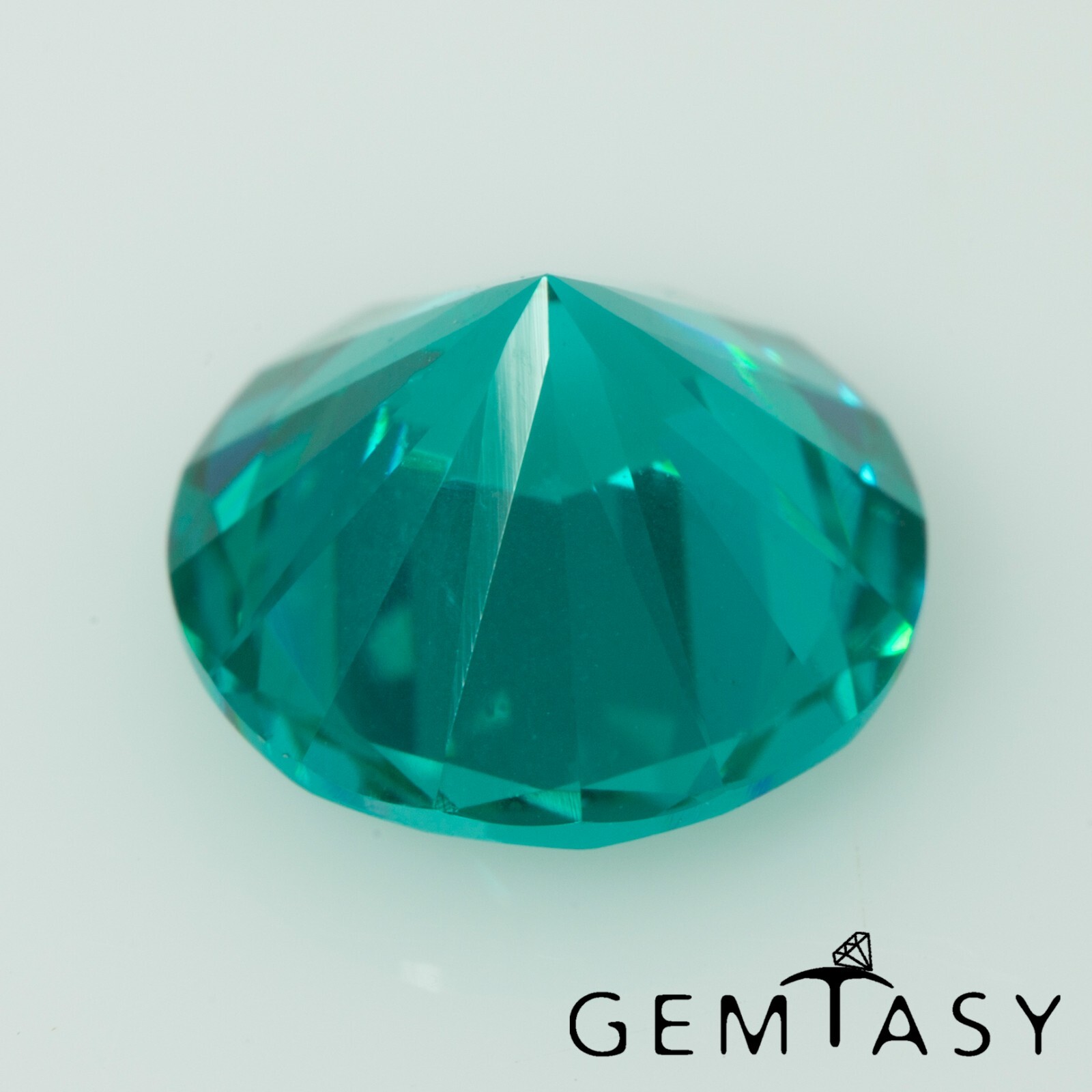 Cut stone – (YAG) Yttrium Aluminum Garnet Paraiba lab grown, Round 8mm 2.6-2.8ct
