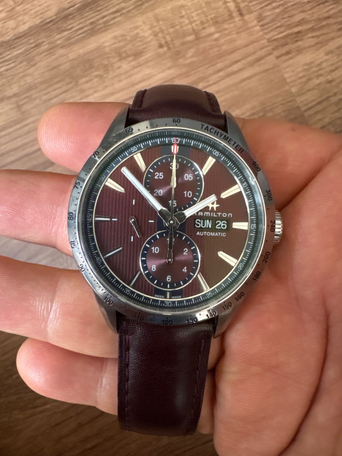 Hamilton Broadway Chronograph Model H435160 Maroon / Burgundy Dial 43mm RUNS