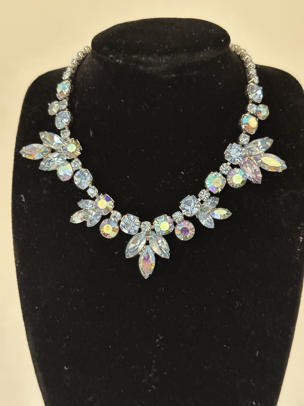 VTG Weiss Light Blue Rhinestones Floral Necklace 16”, 60s