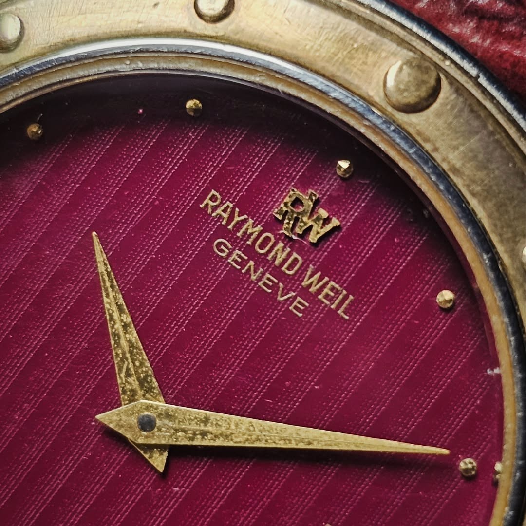 Rare Raymond Weil Tango Quartz 5560 Red Guilloche Dial Watch Leather Vintage