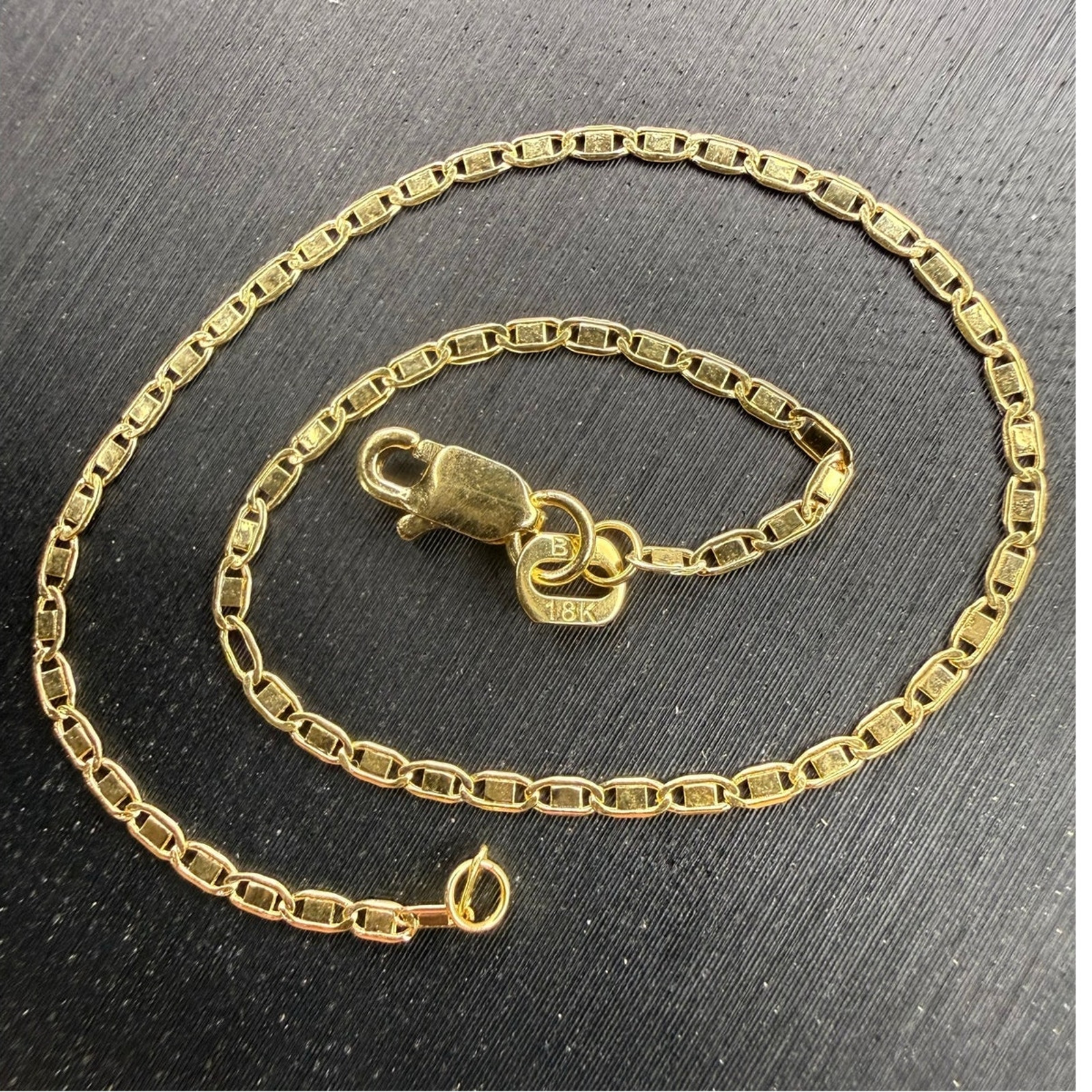 Solid 18k Yellow Italian Gold Valentino Bracelet 6.5” Long 2mm Wide