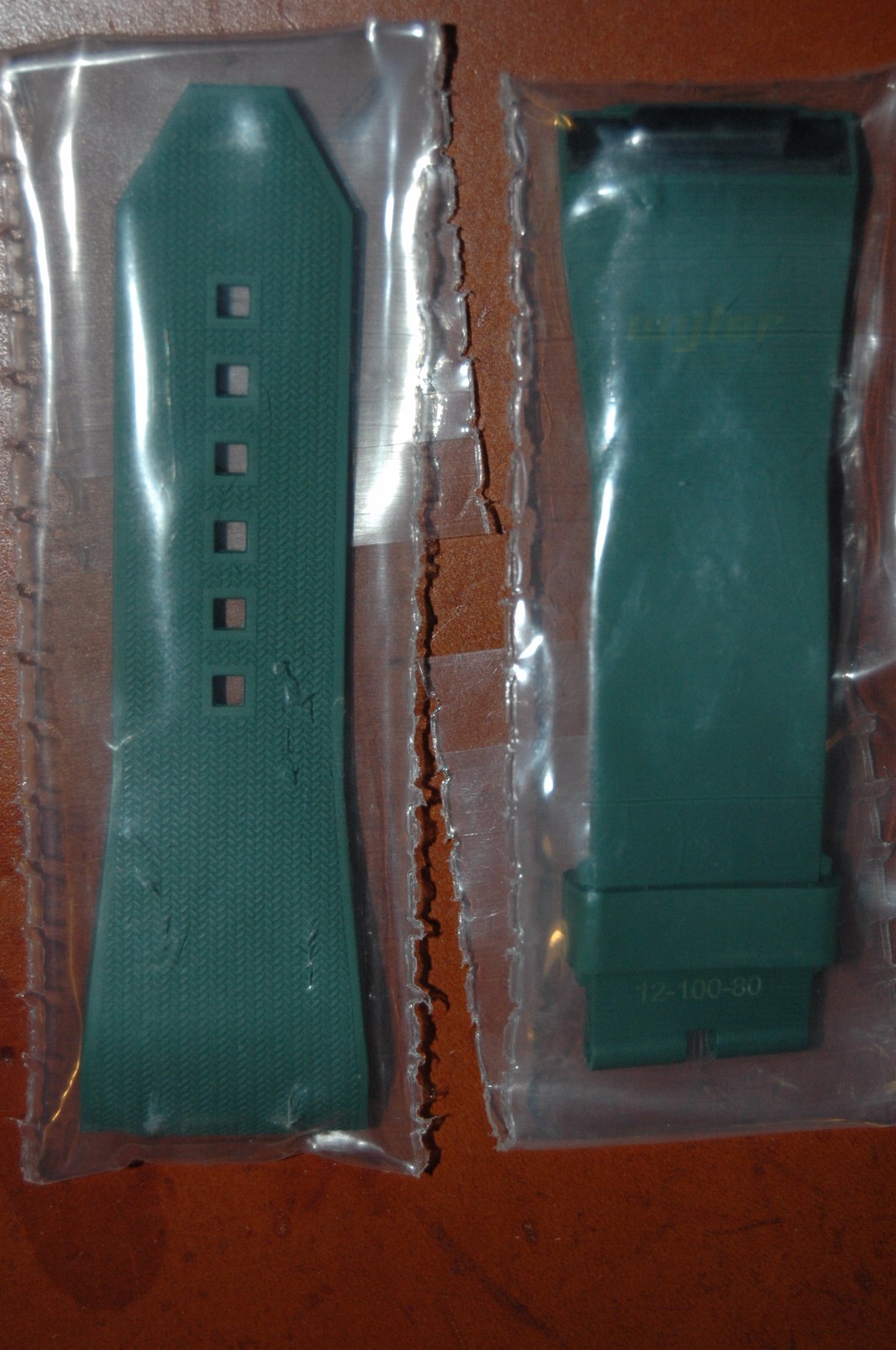 WYLER CODE-R Rubber strap New