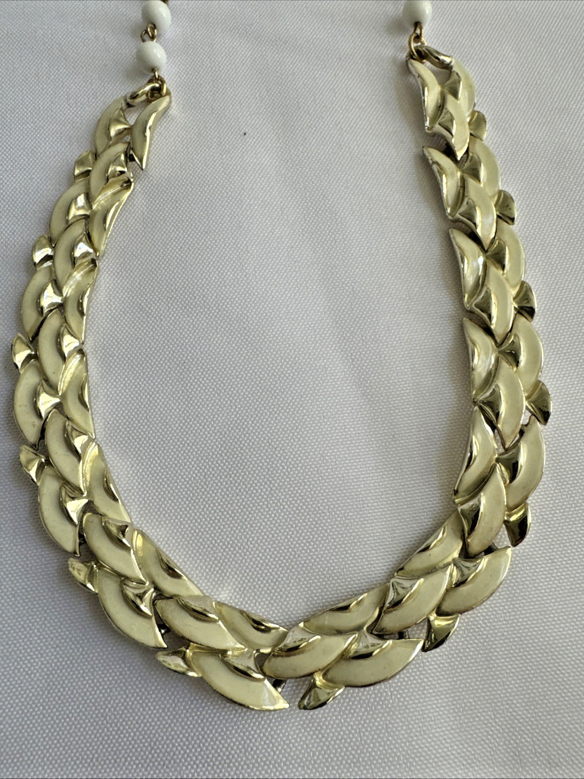 Vintage Coro Signed White Enamel Chevron Leaf Link Choker Necklace 1950s