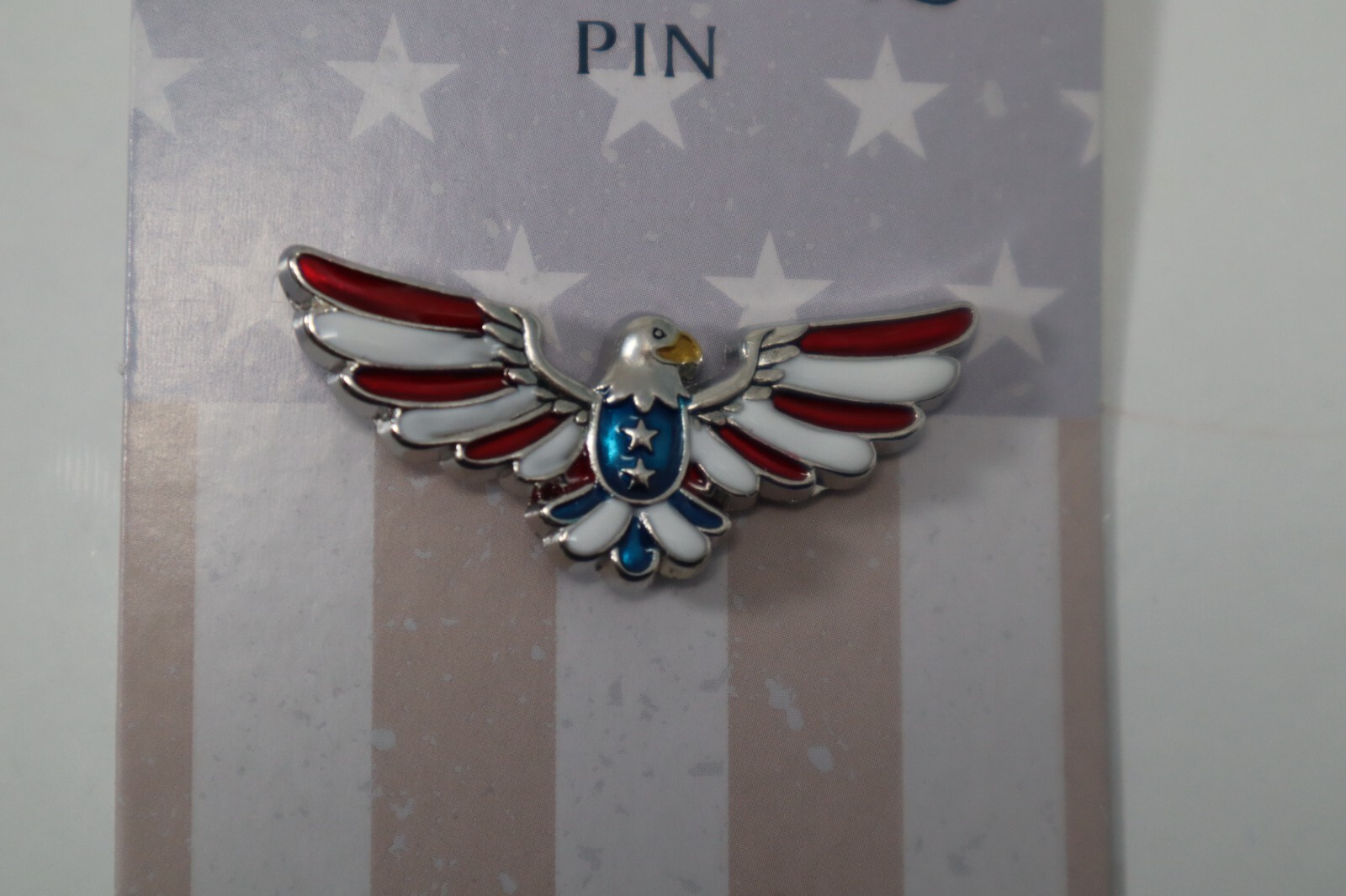 WTOP Eagle faith freedom happiness LAND THAT I LOVE patriotic tack pin Ganz flag