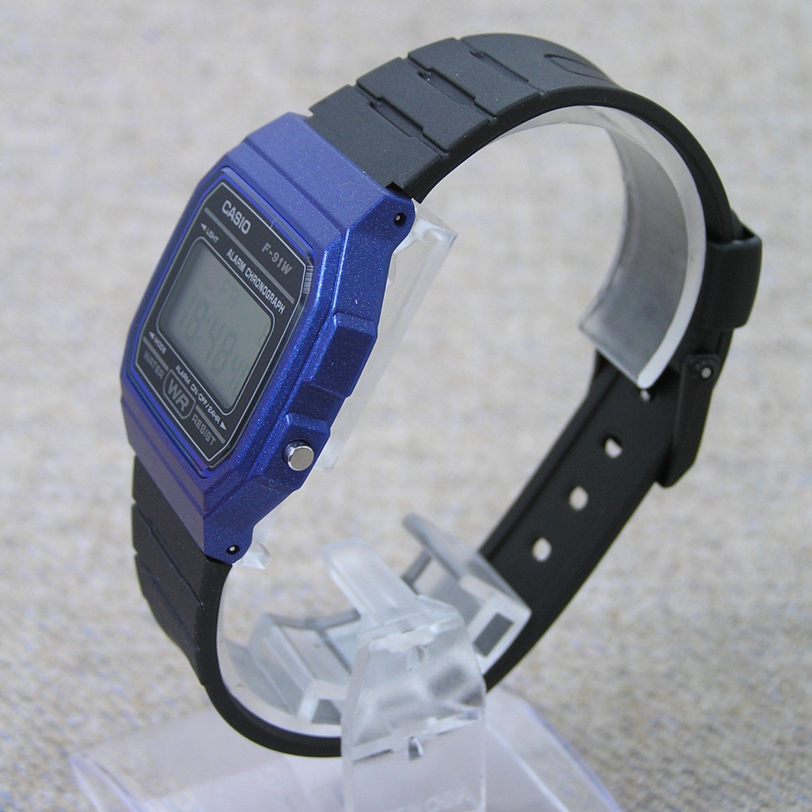 UK STOCK CASIO F-91WM-2AJH Japan Exclusive Digital Watch Classic Imported Model