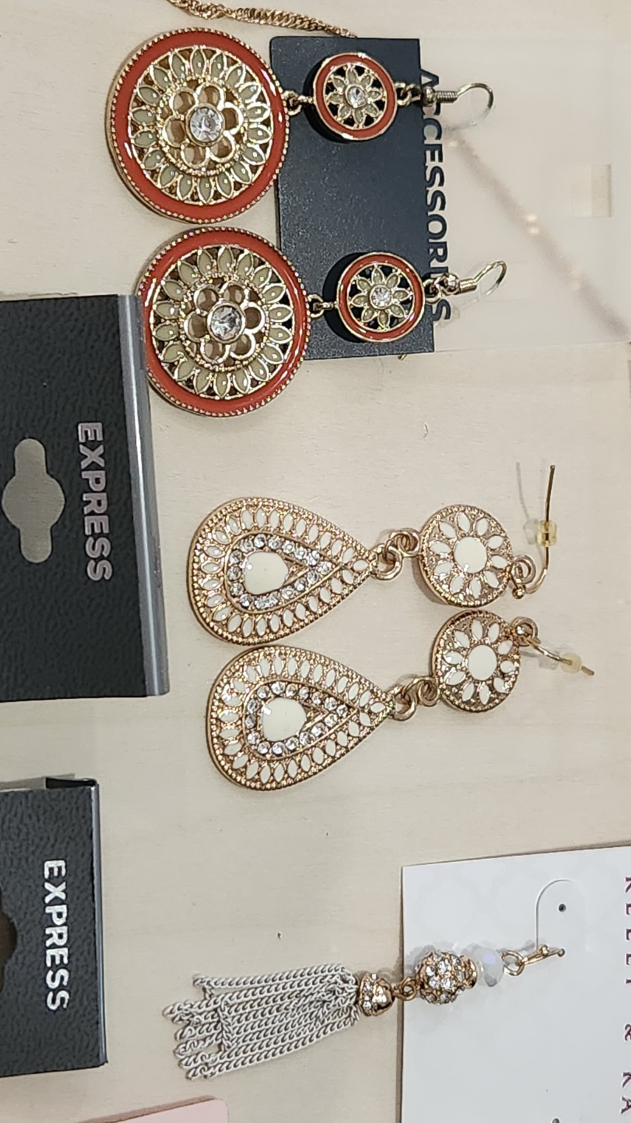 Women’s Fashion Jewelry Lot – 10 Pieces Beautiful mixed lot of women’s fashion