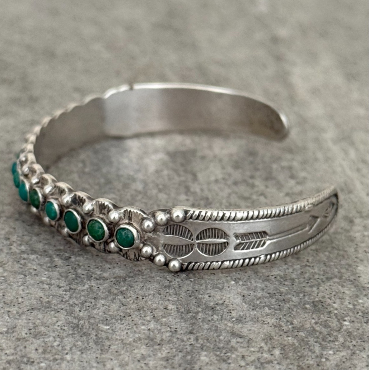 Vintage FRED HARVEY Navajo Snake eye Turquoise Sterling Bracelet 6.7 in