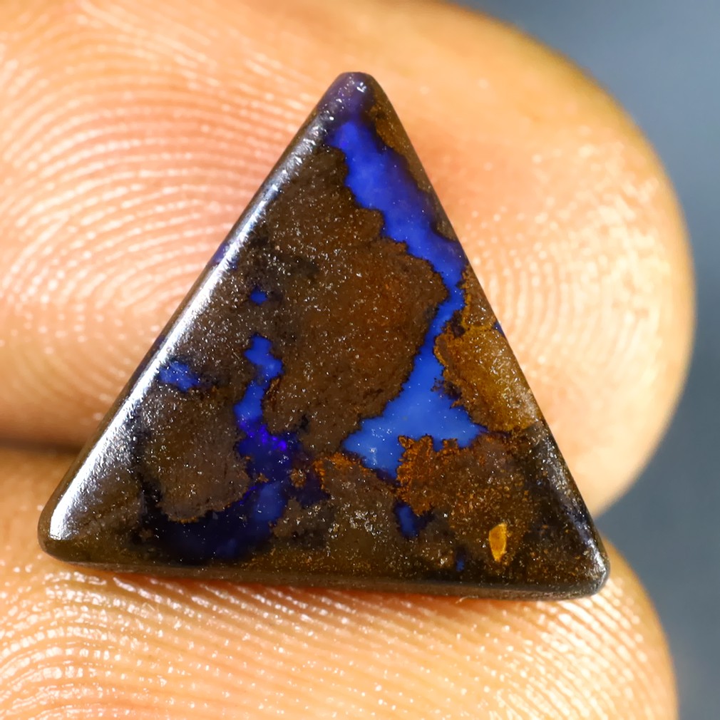 5.05 ct RARE! Cabochon (14X13mm) Multi Color Australian Koroit Boulder Opal
