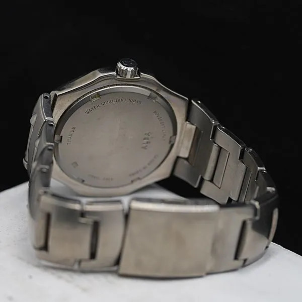 Working condition, excellent condition Seiko Alba Solar Titanium V145-0AG0 Navy