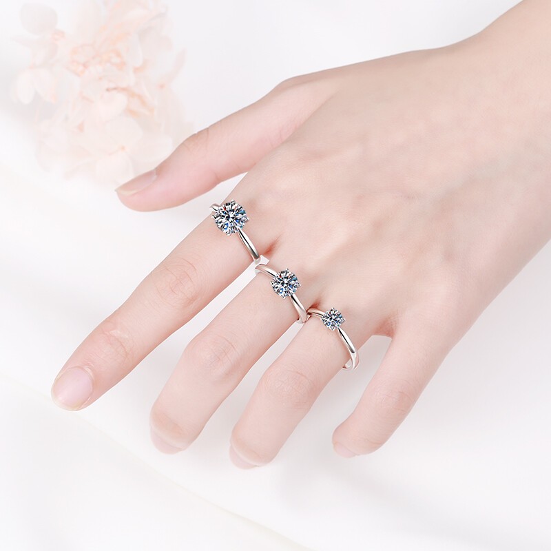 0.5Ct-2Ct VVS1 Moissanite Solitaire Wedding Engagement Ring 925 Sterling Silver