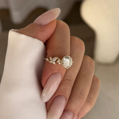Lab Grown Diamond 2.80Ct Round-Cut Solitaire Engagement Ring VS1 14k Yellow Gold